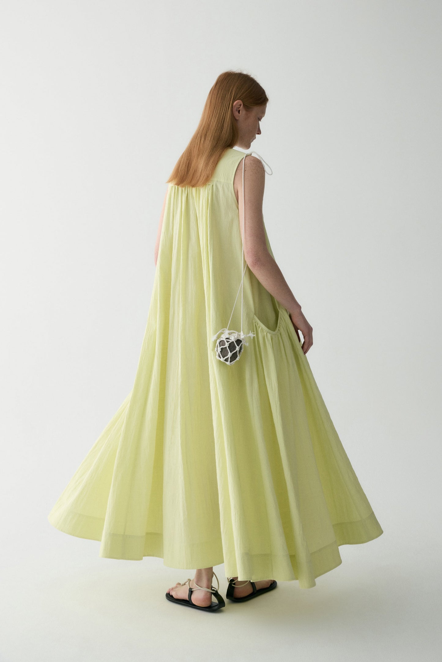 #color_Ivory