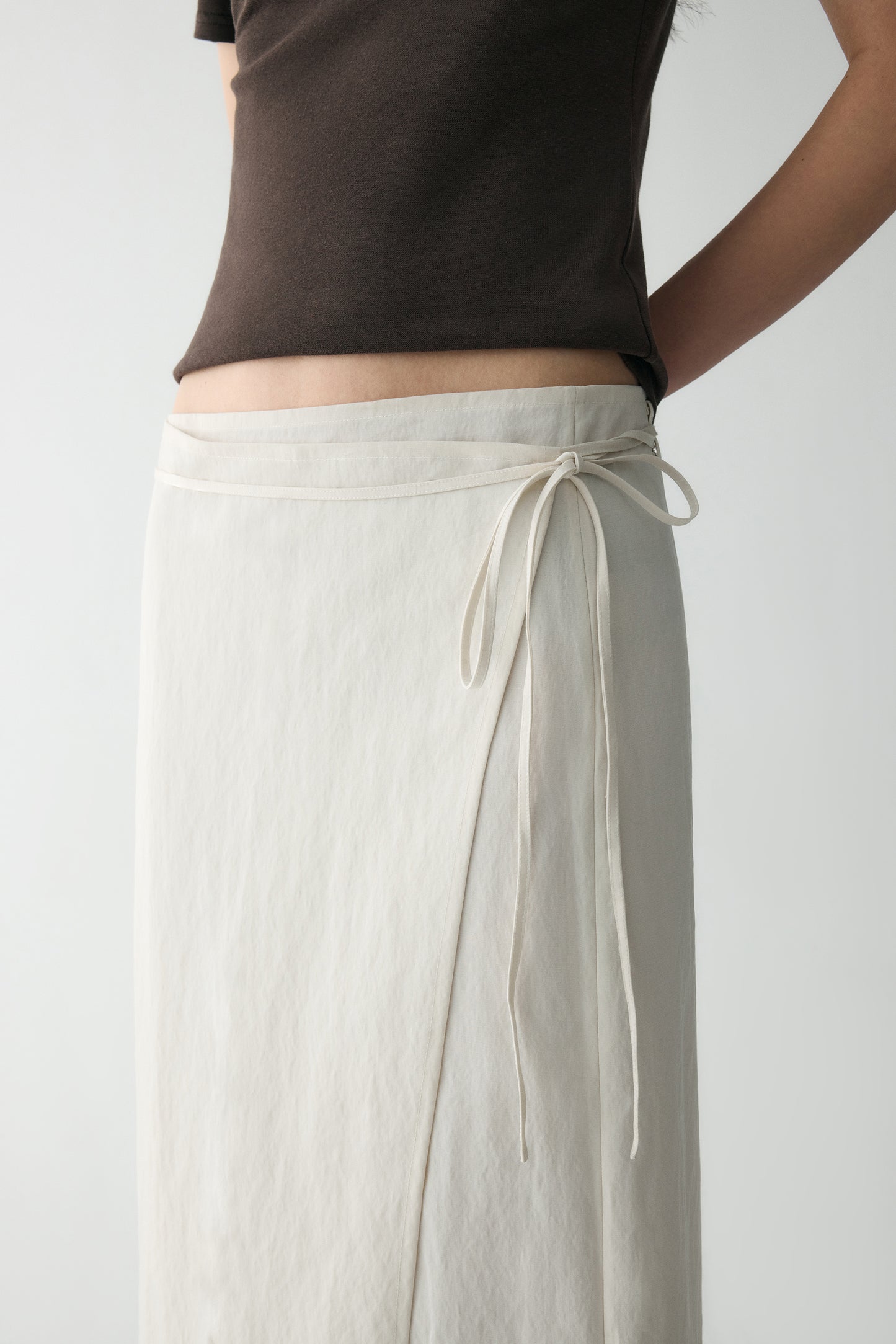 #color_cream white