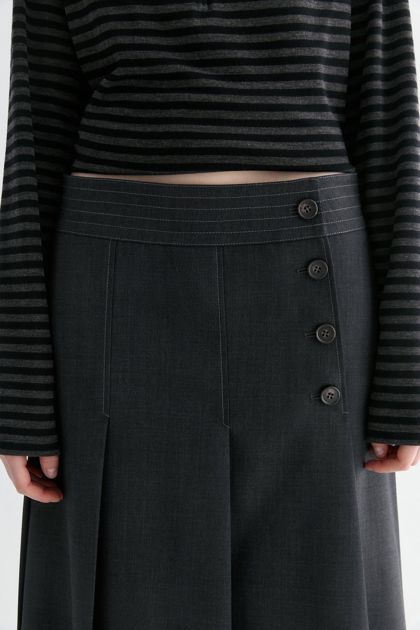 #color_dark gray