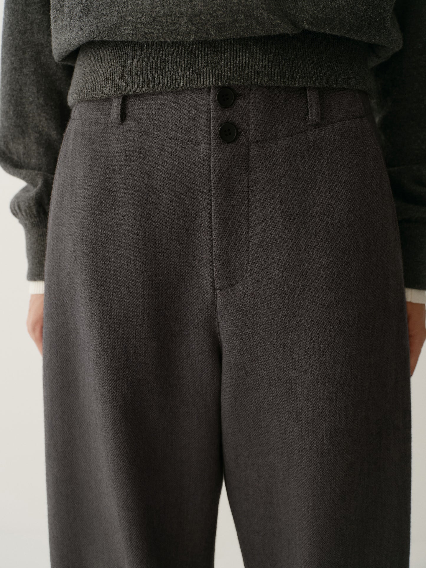 #color_mid gray