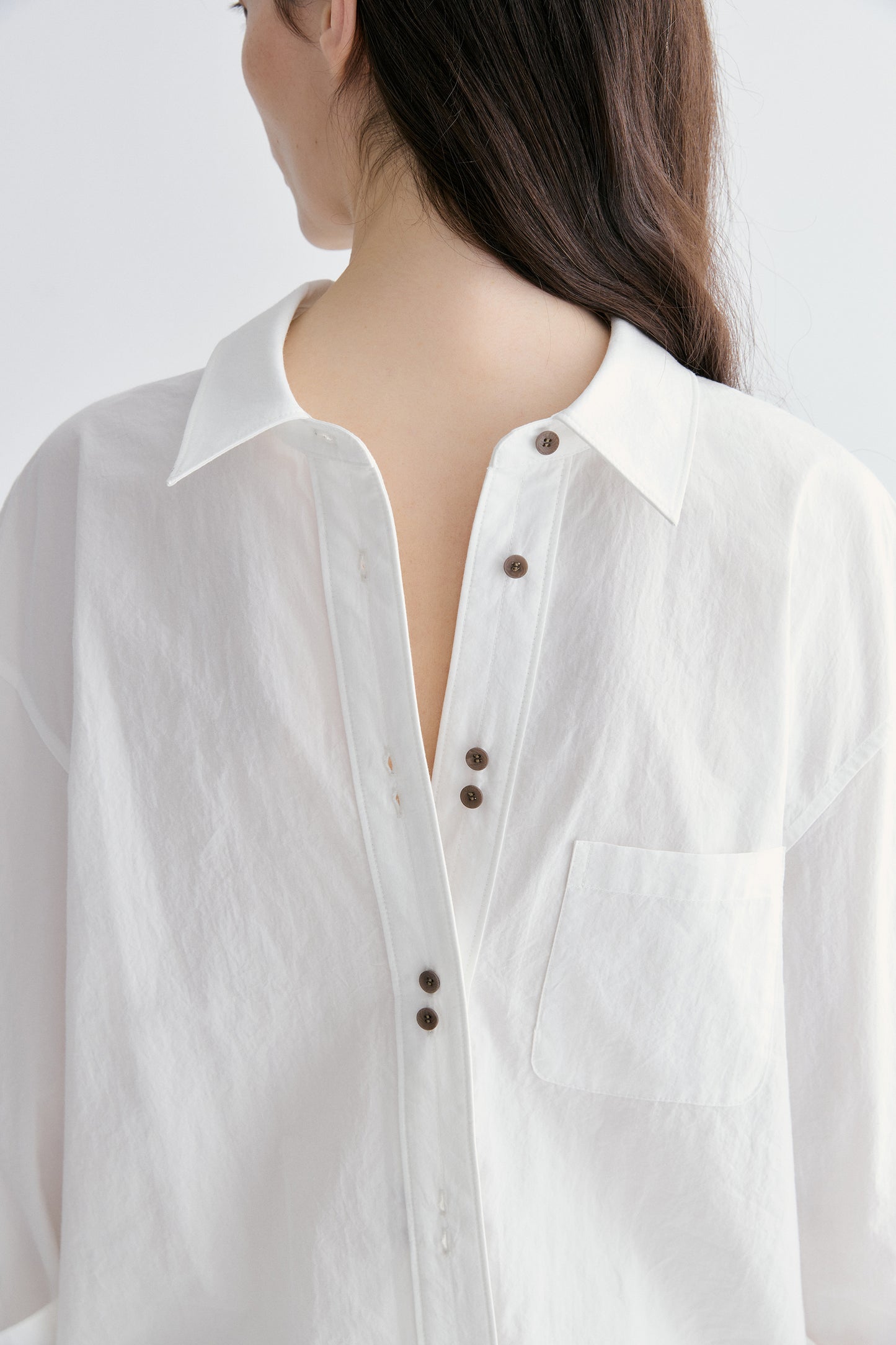 #color_off white