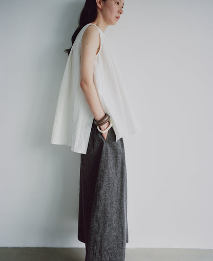 #color_off white