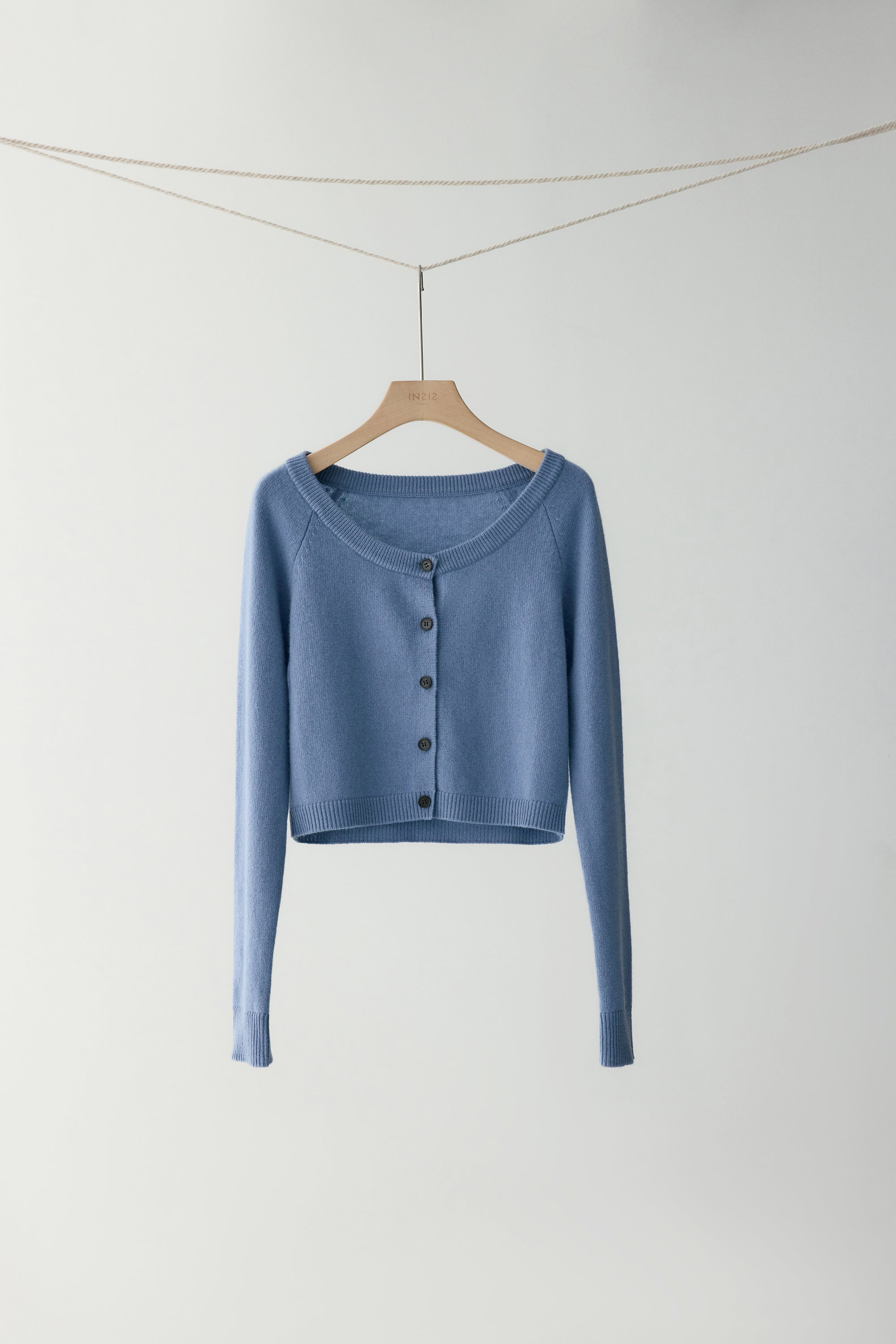 #color_dusty blue