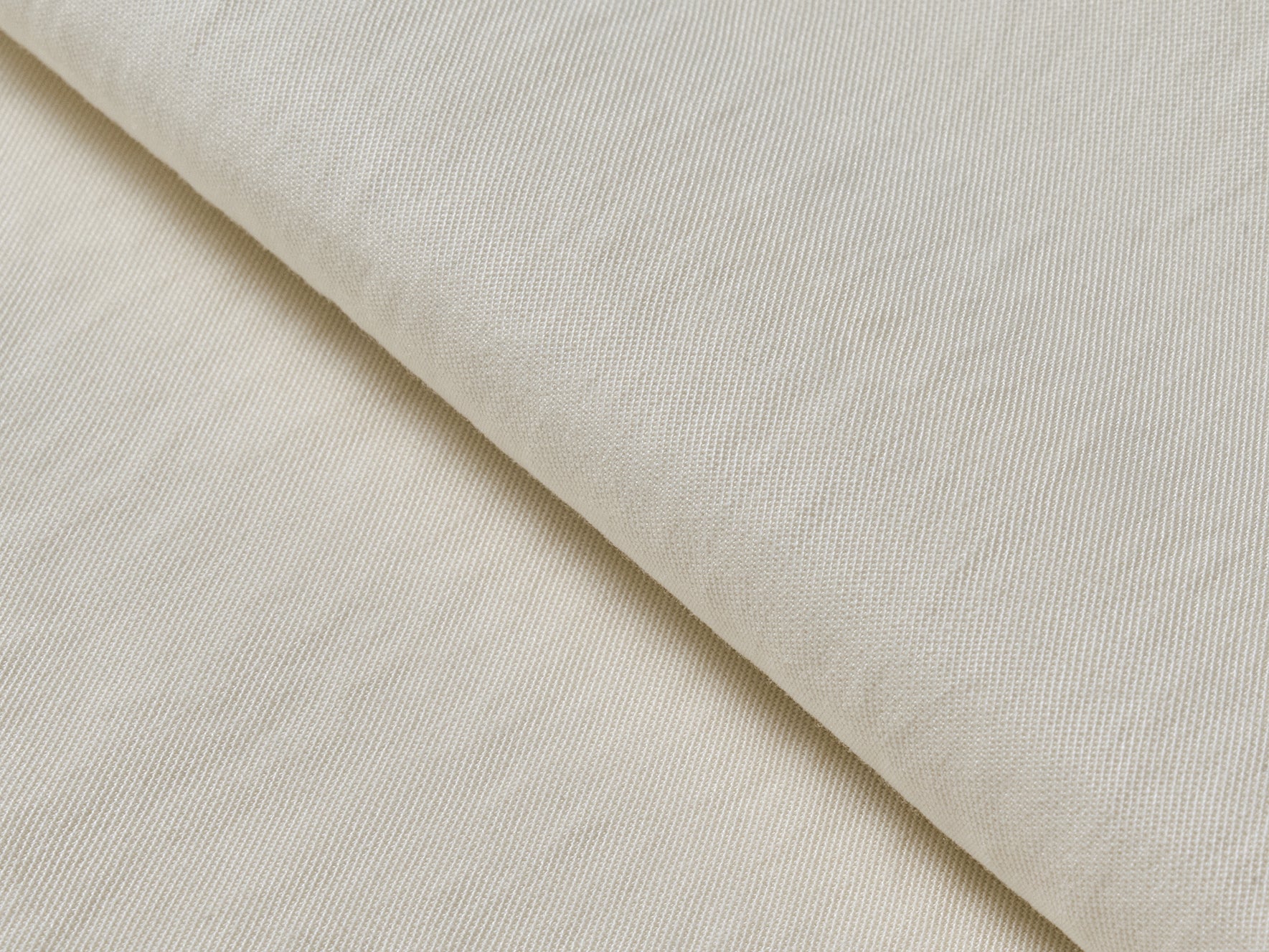 #color_off white