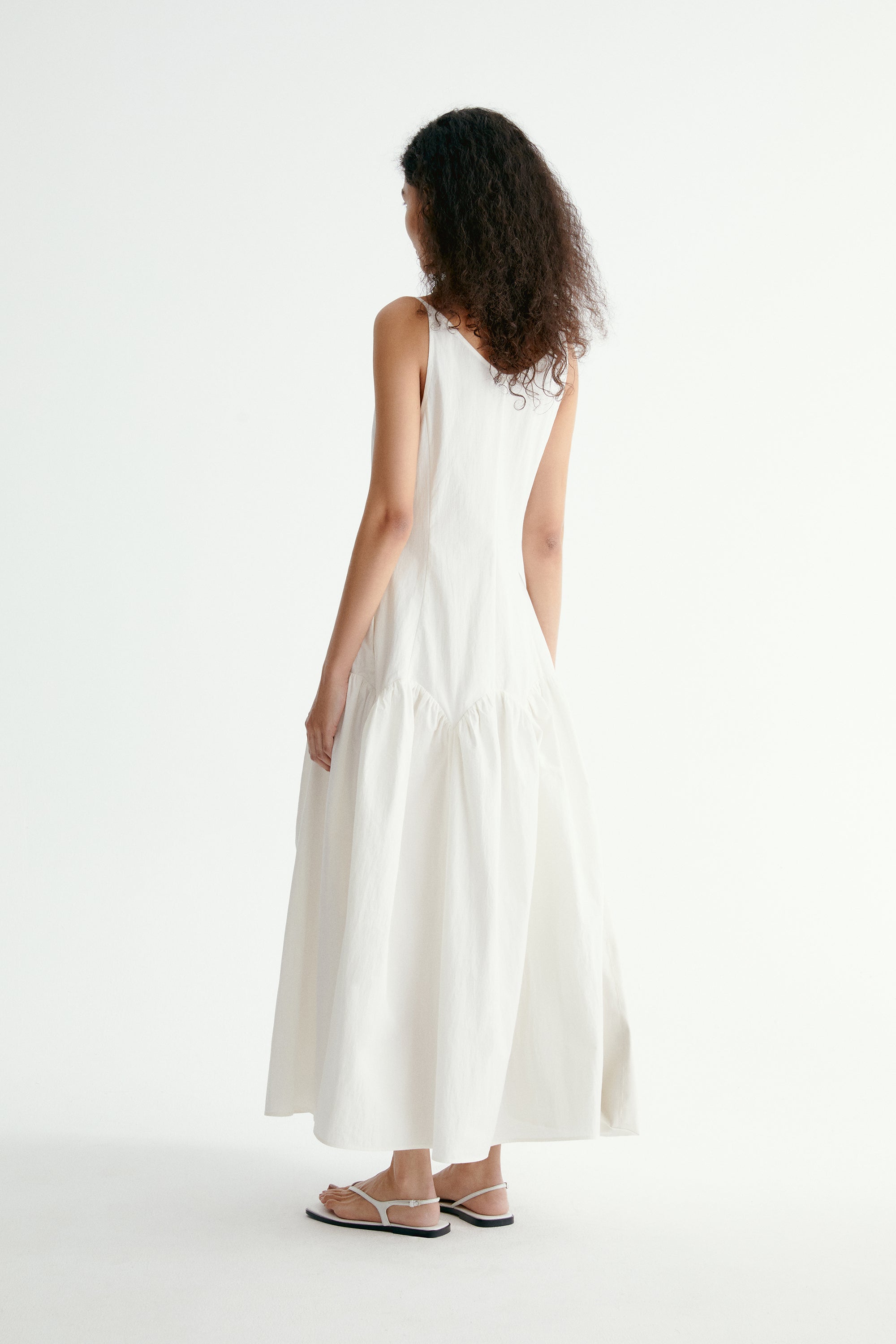 #color_off white