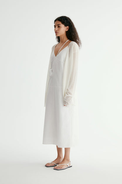 #color_cream white
