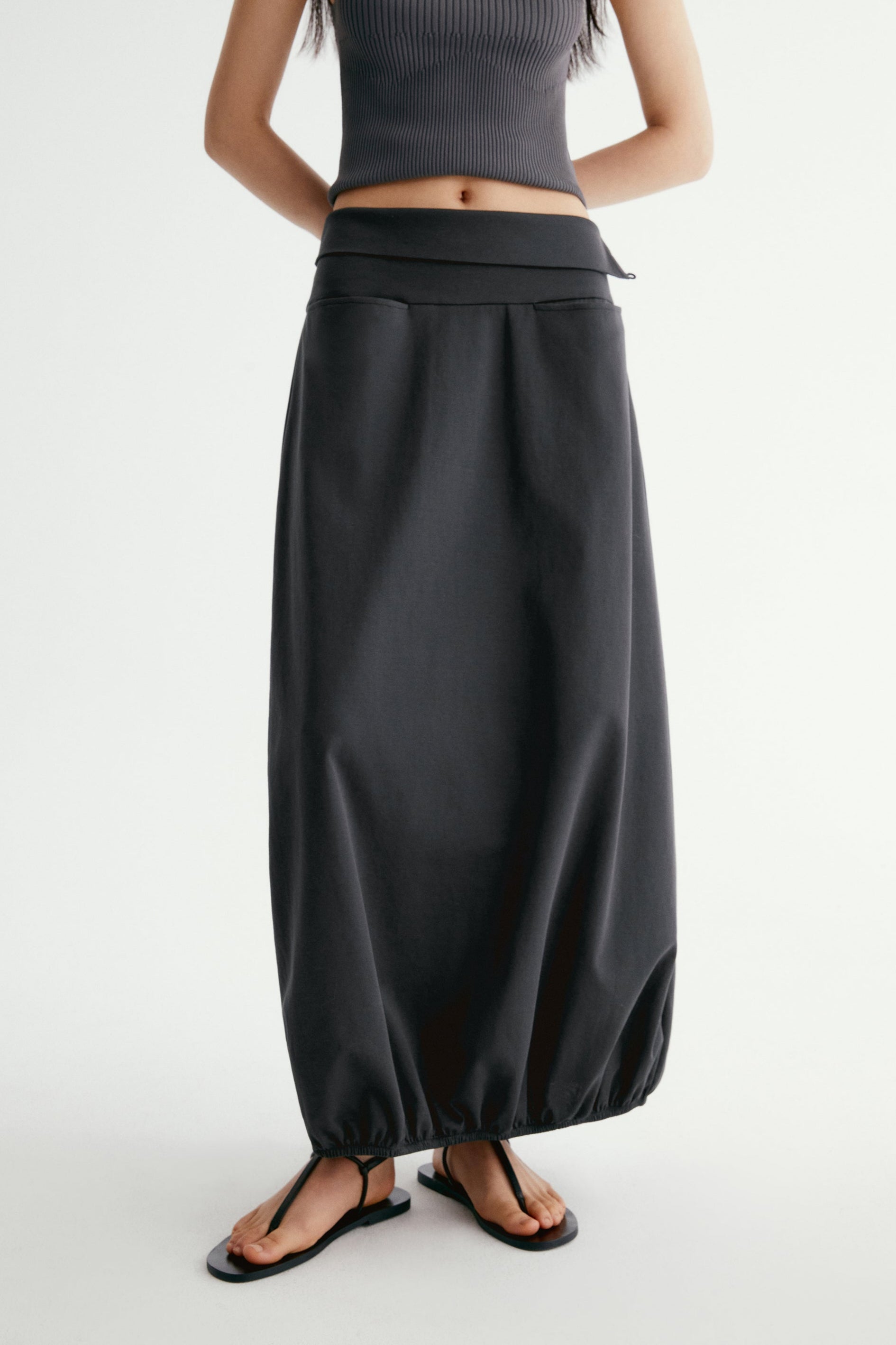 #color_dark gray