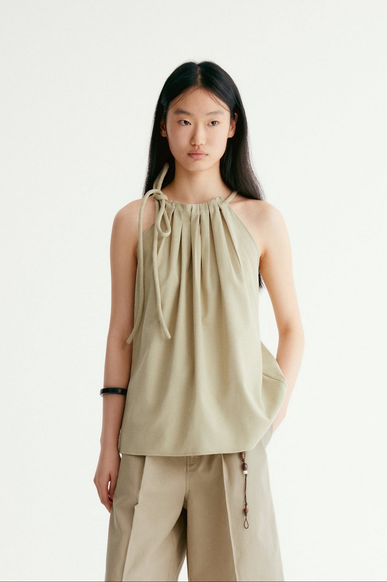 #color_light khaki