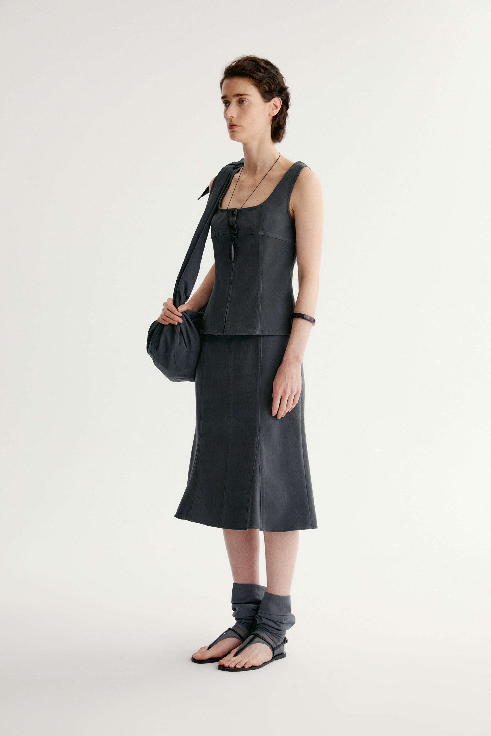 #color_dark gray