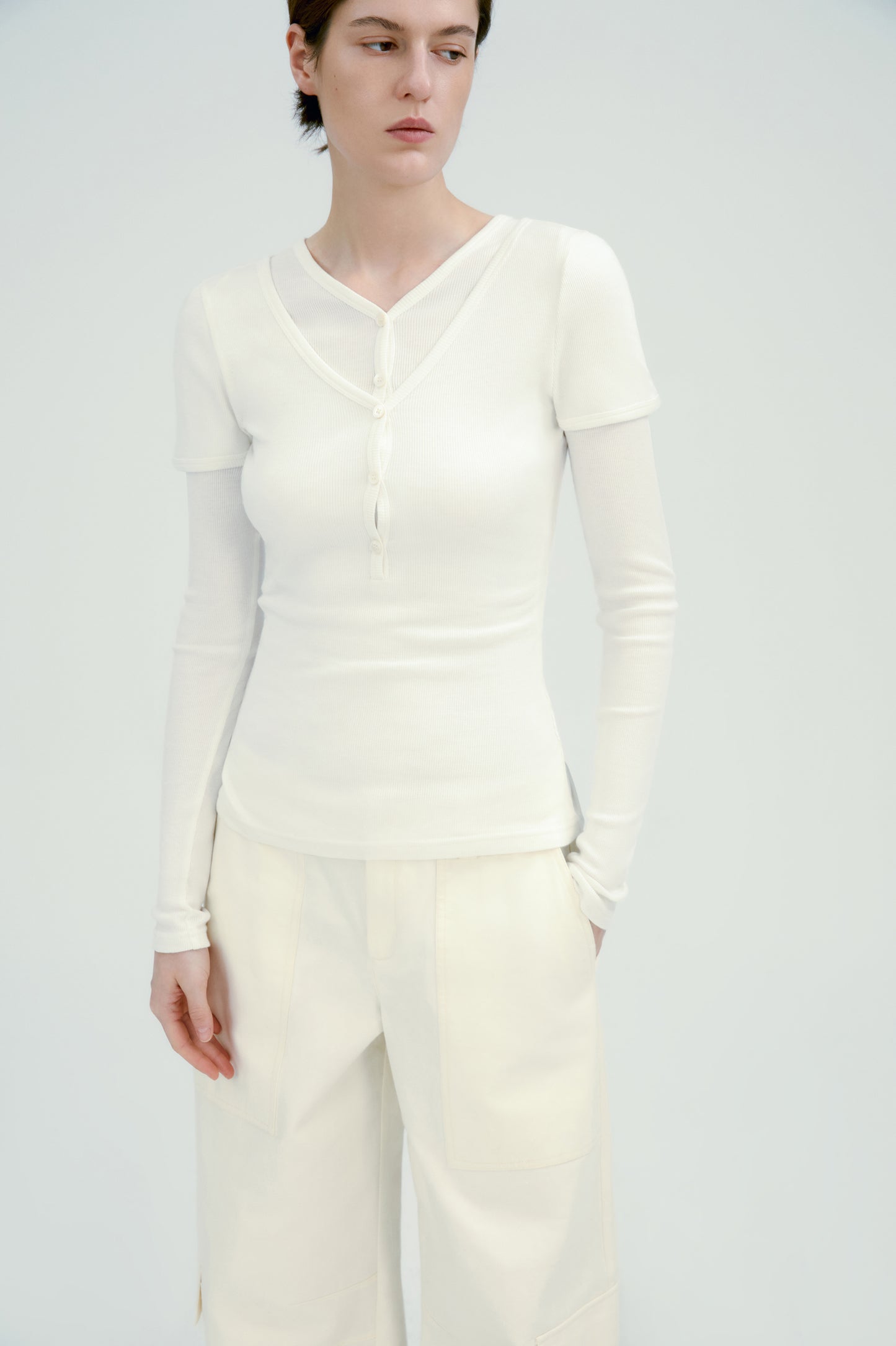 #color_off white