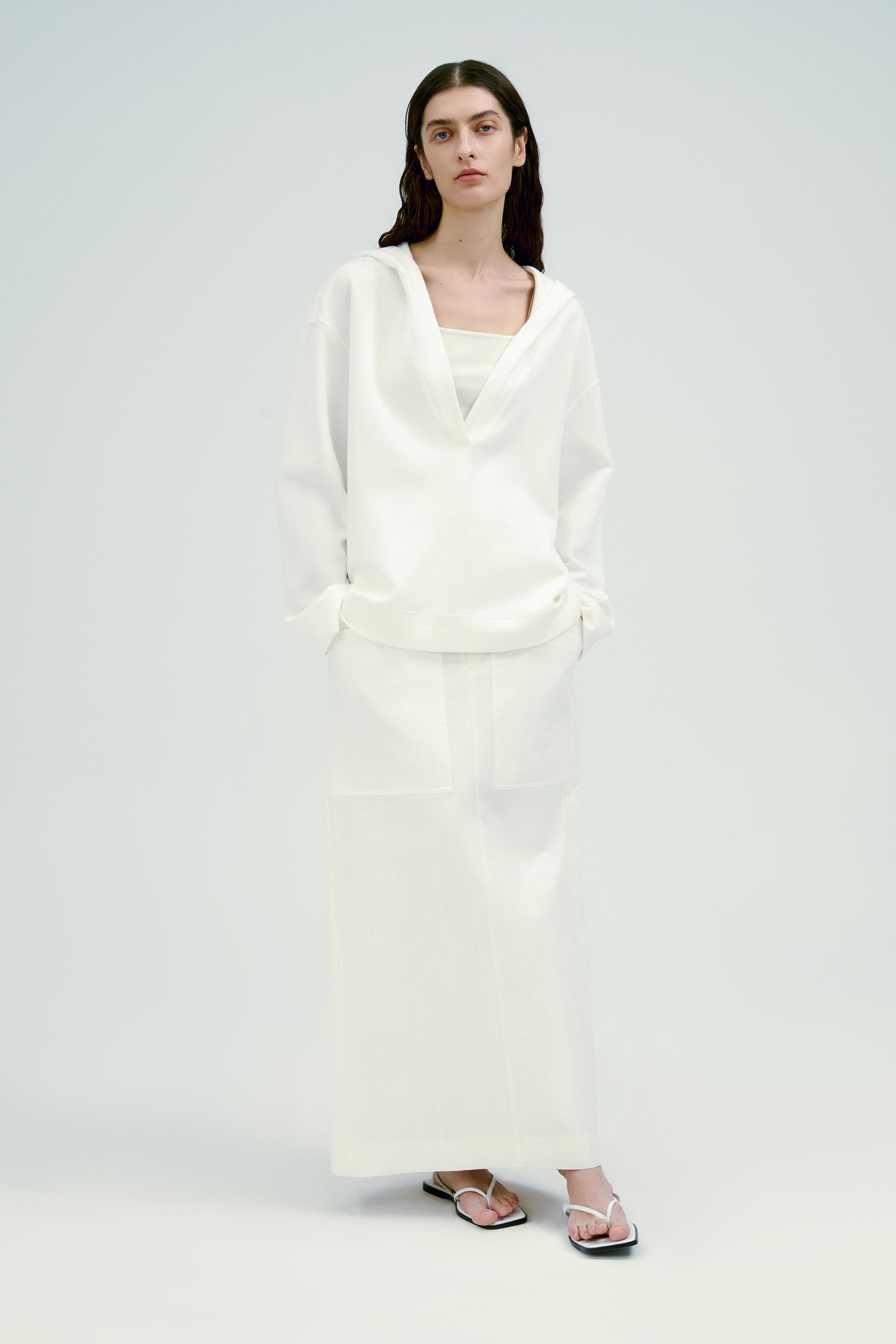 #color_off white