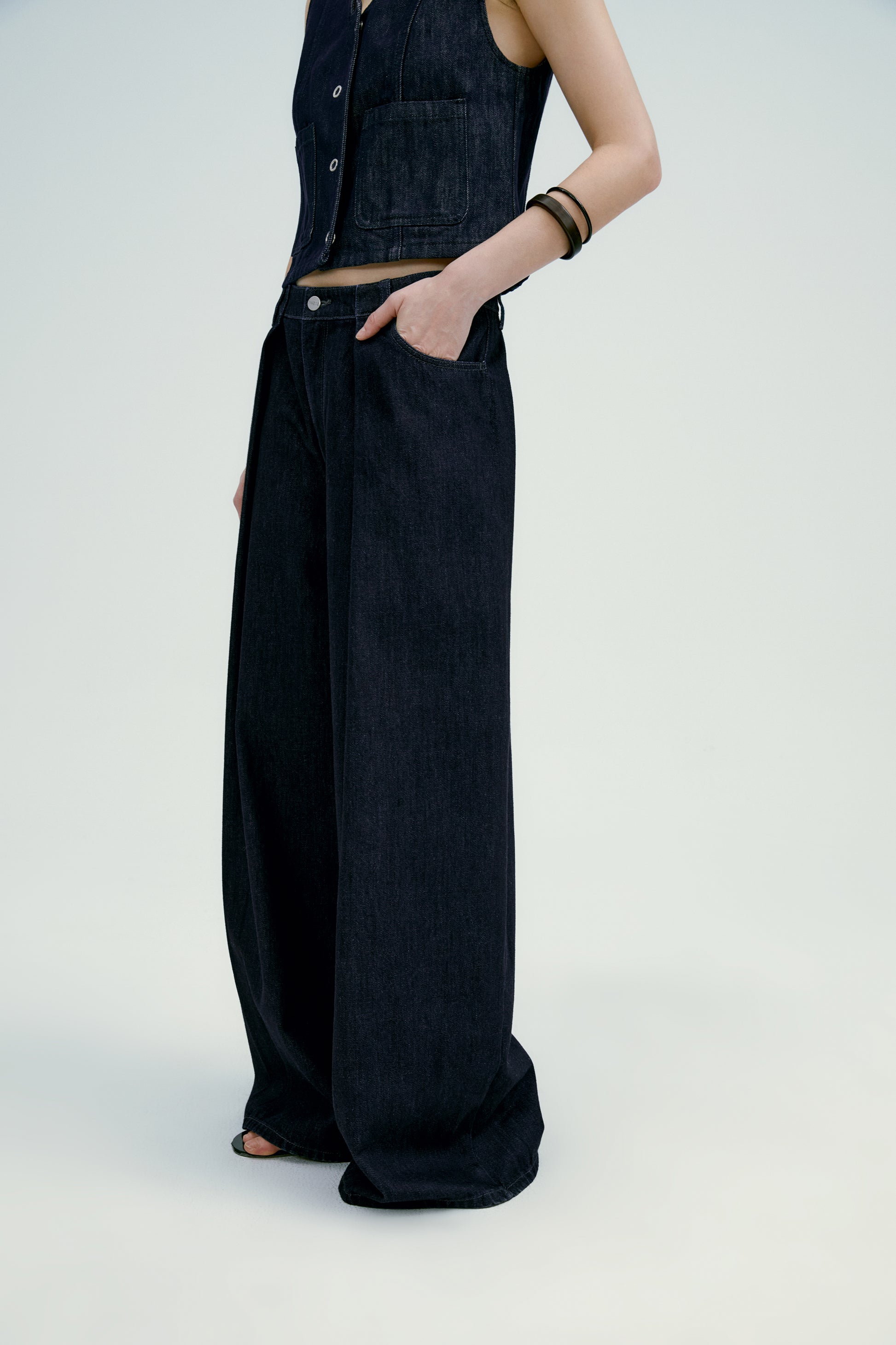 #color_raw denim