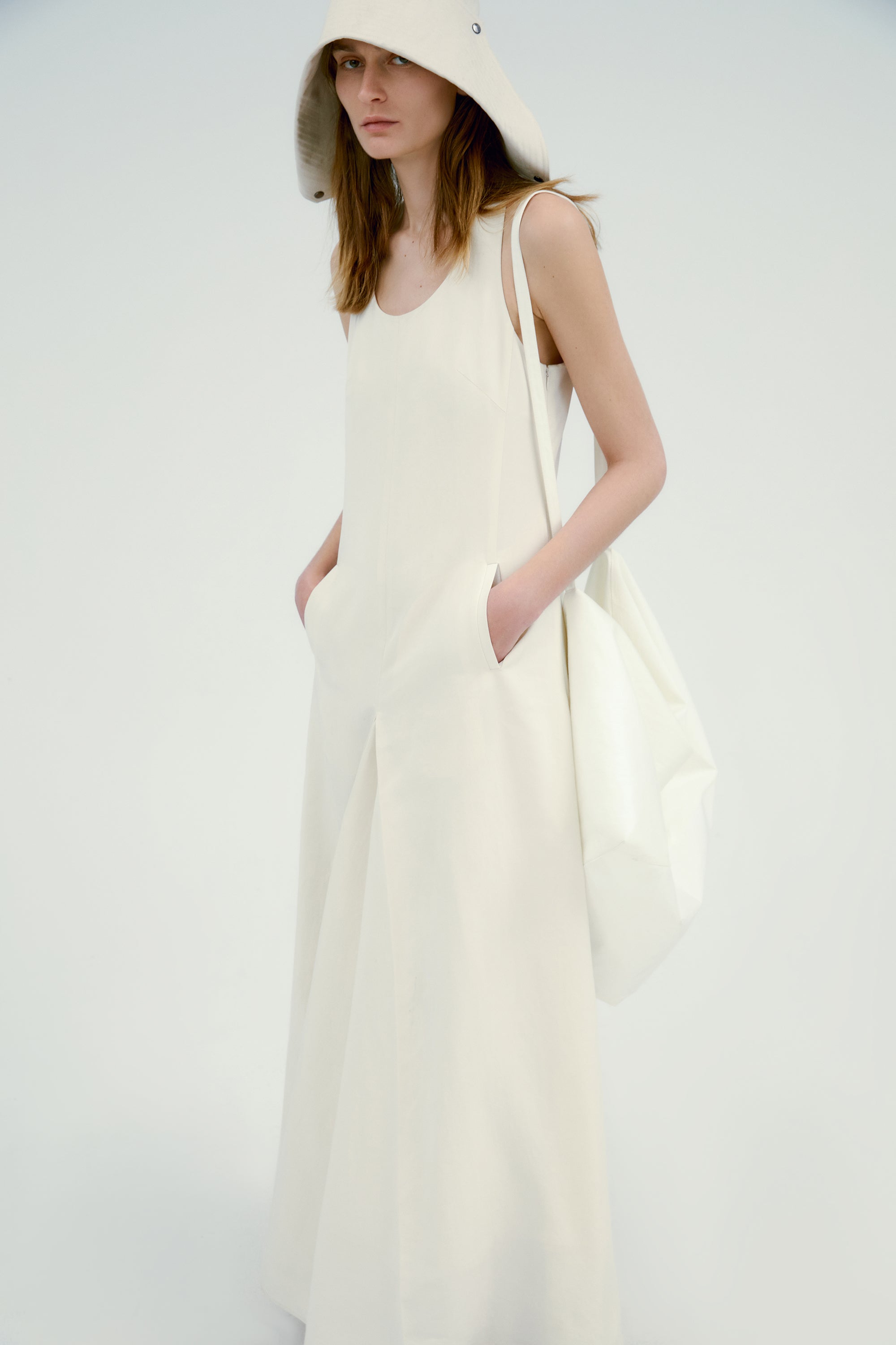 #color_off white