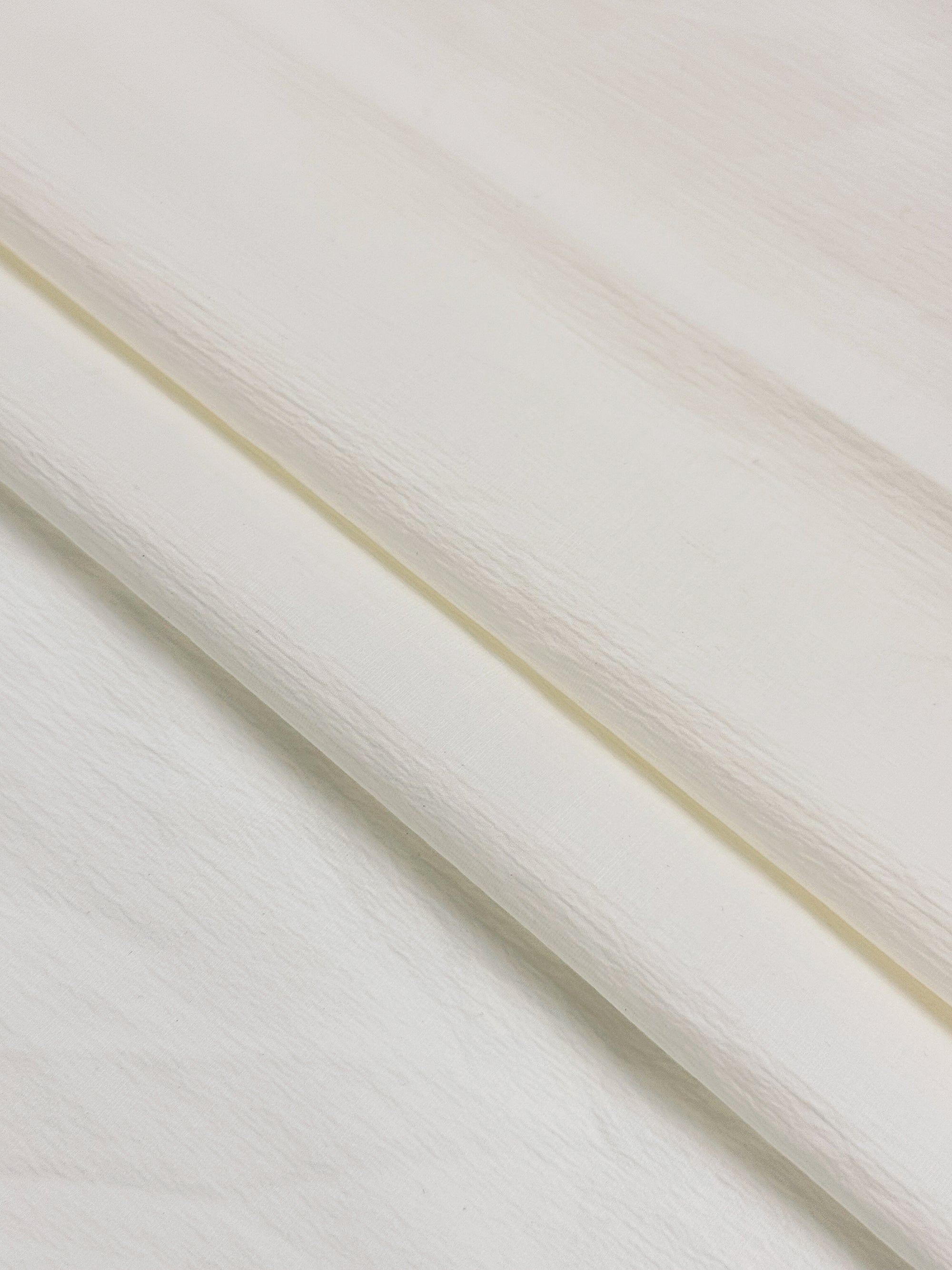 #color_cream white