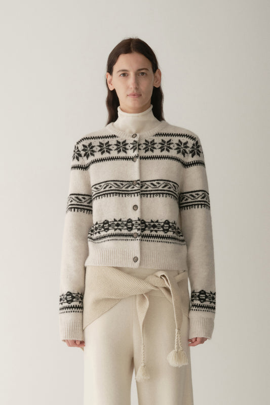 #color_off white