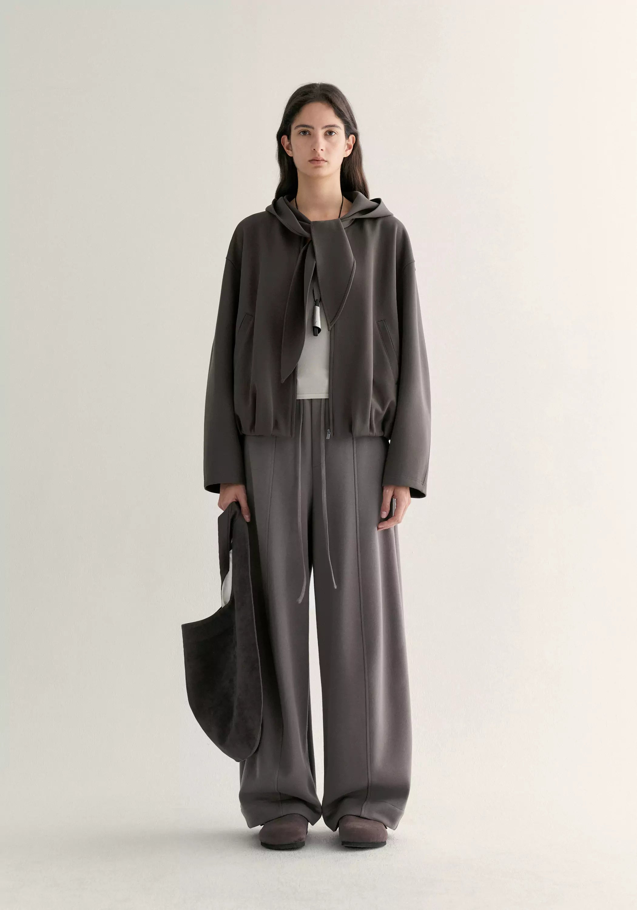 #color_mid gray