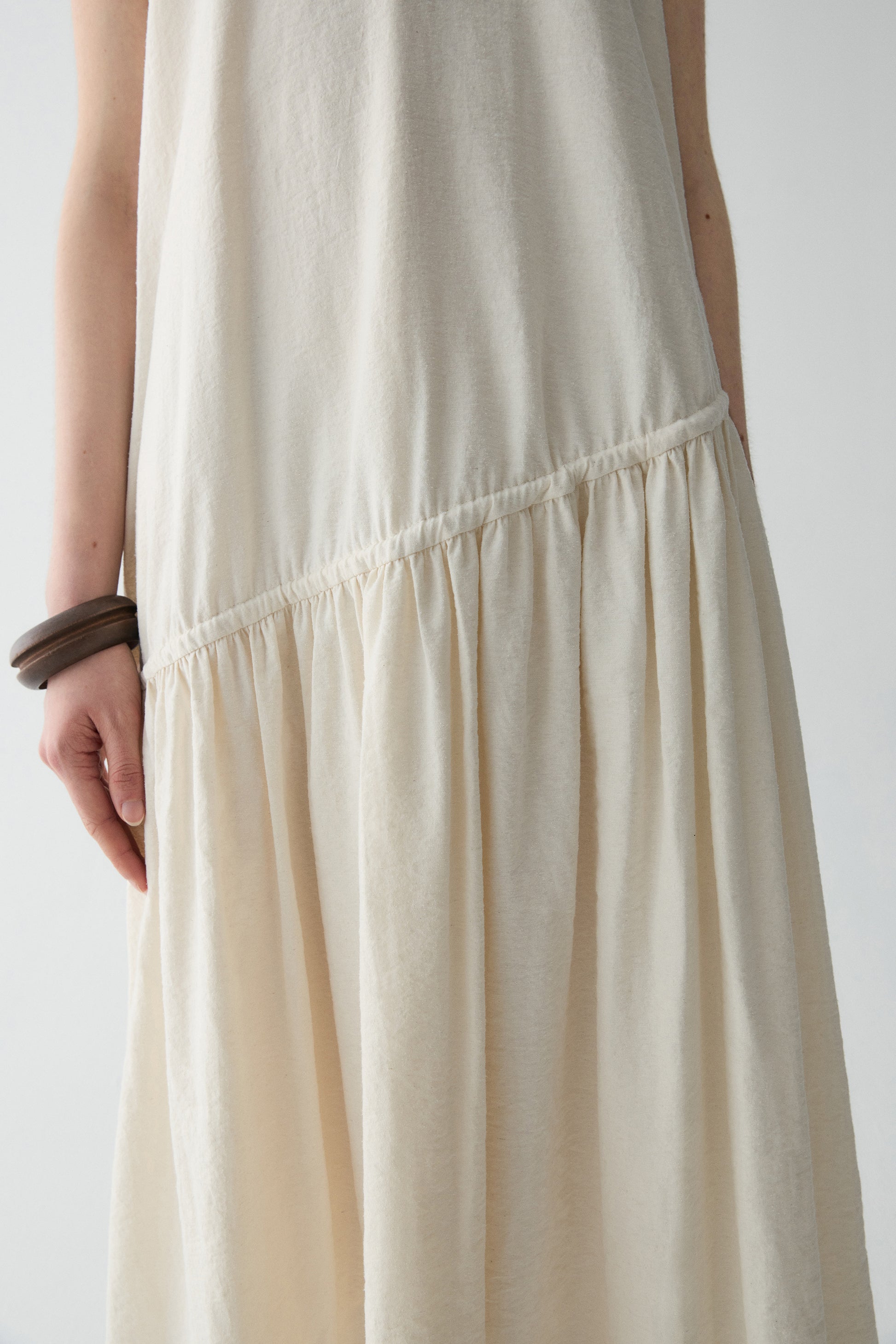 #color_off white