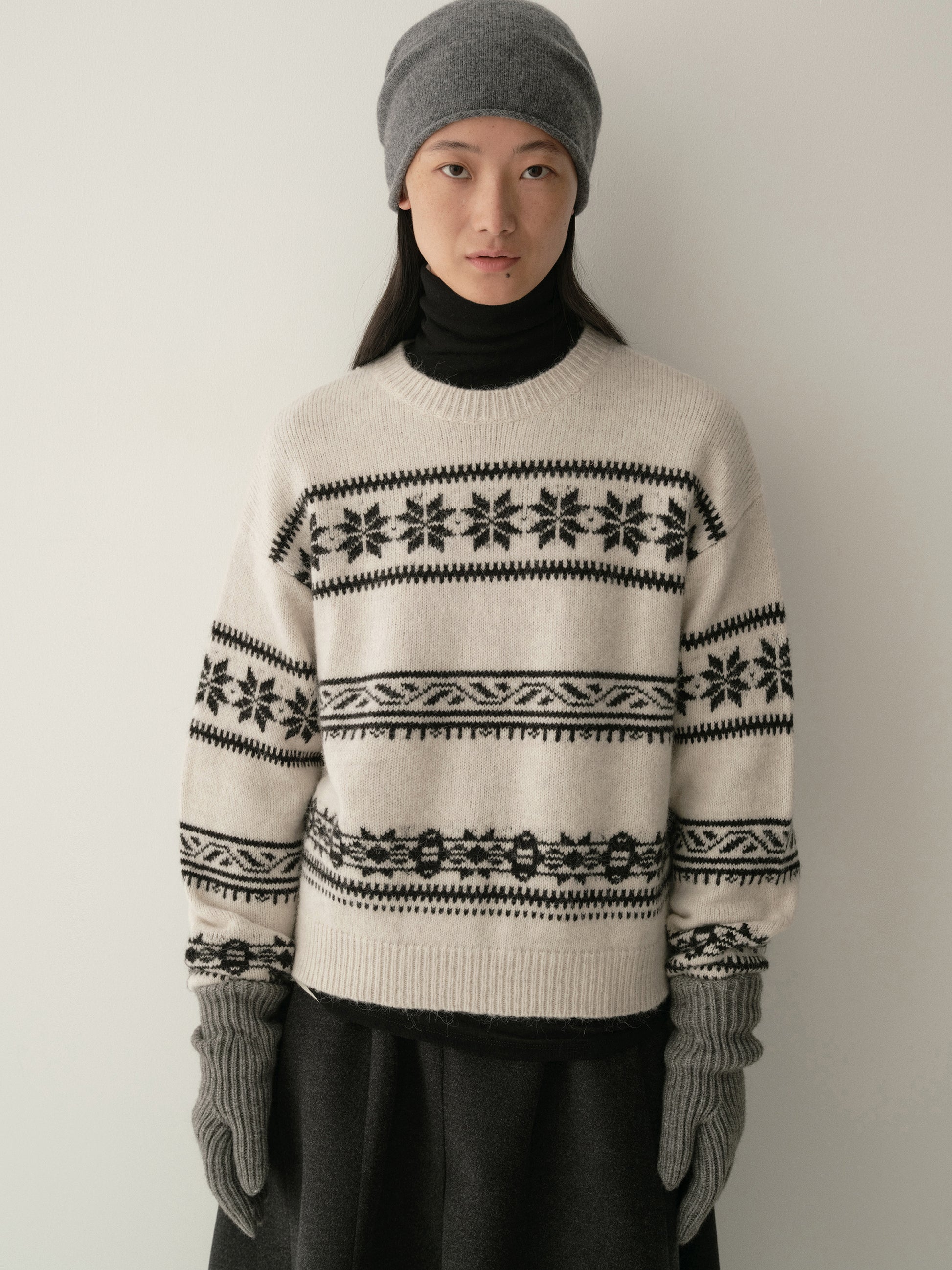 #color_off white