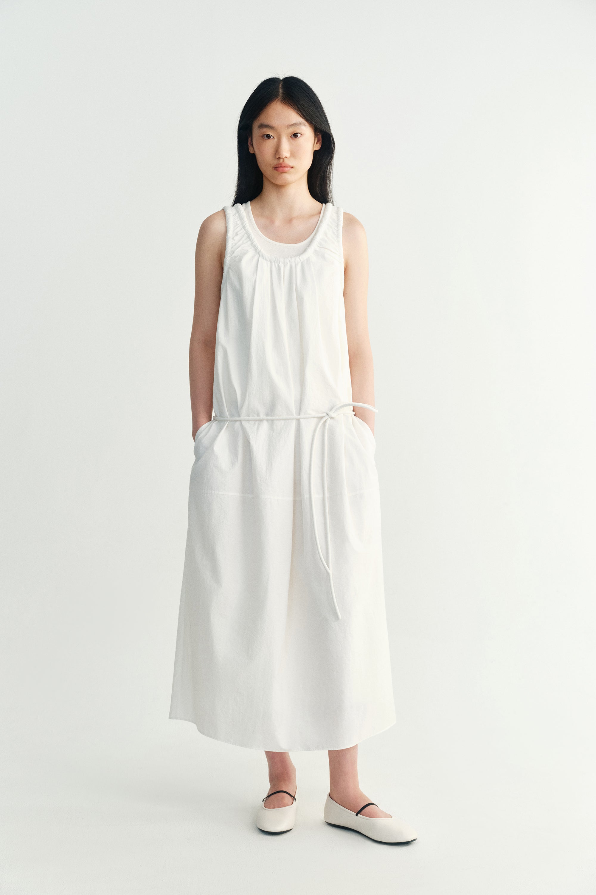#color_off white