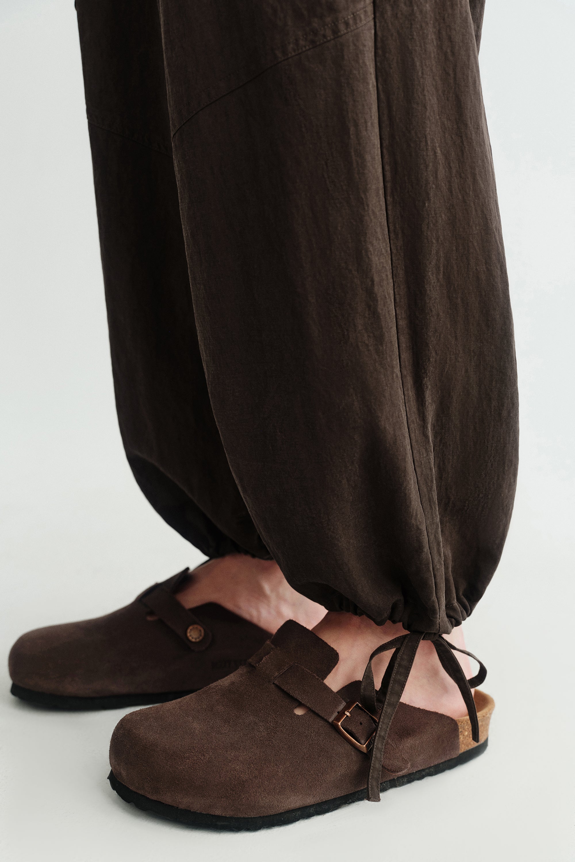 #color_raw umber
