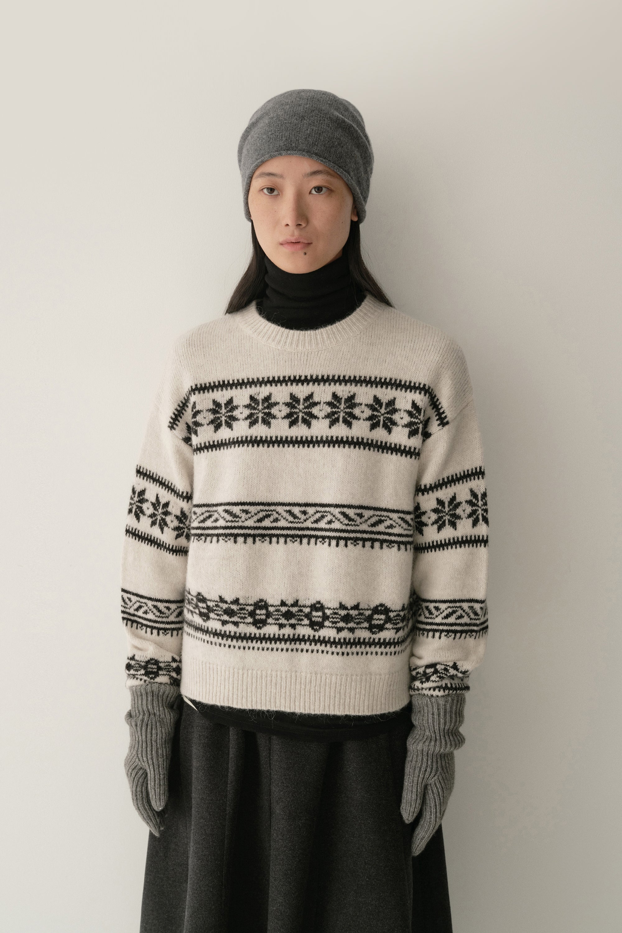#color_off white