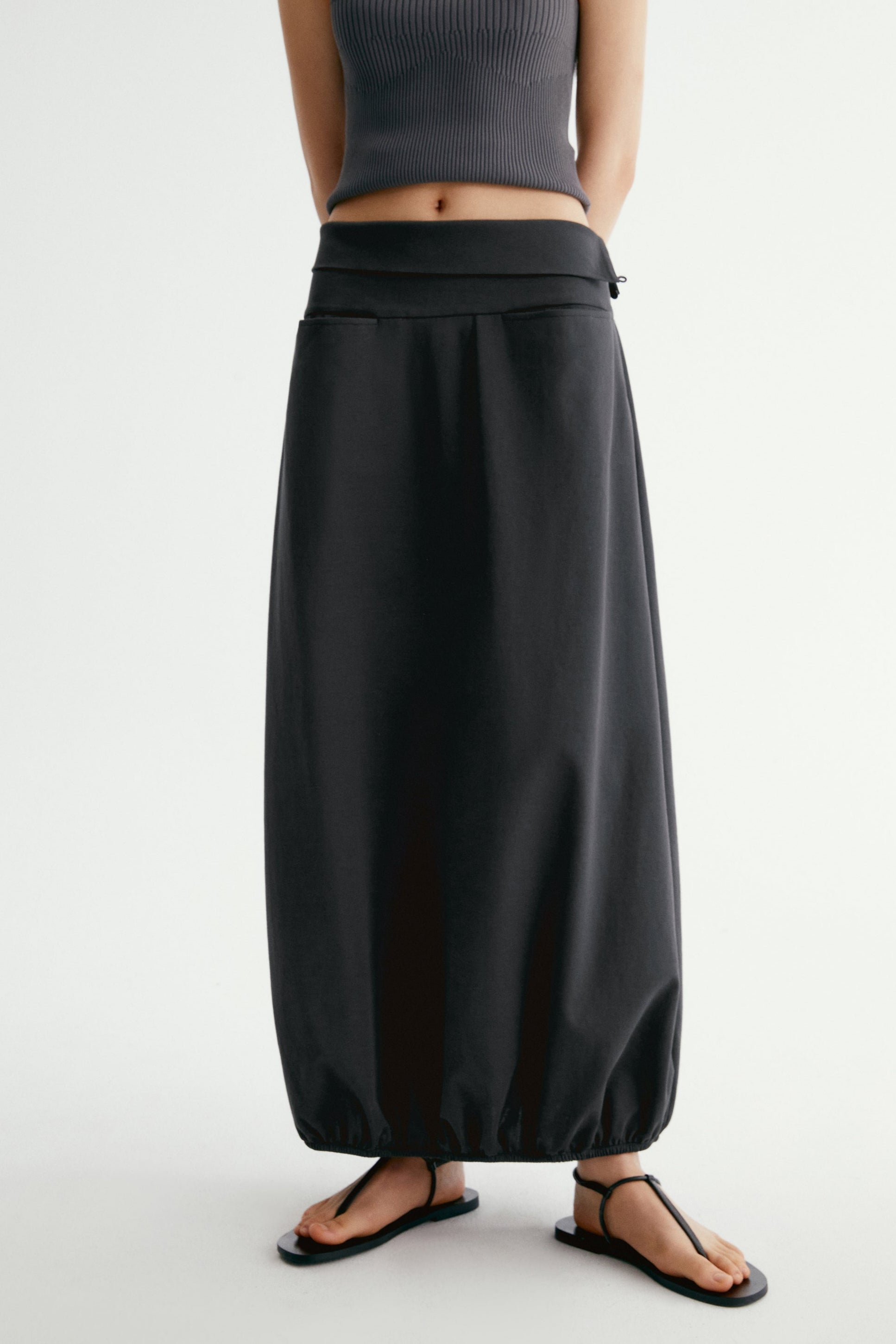 #color_dark gray