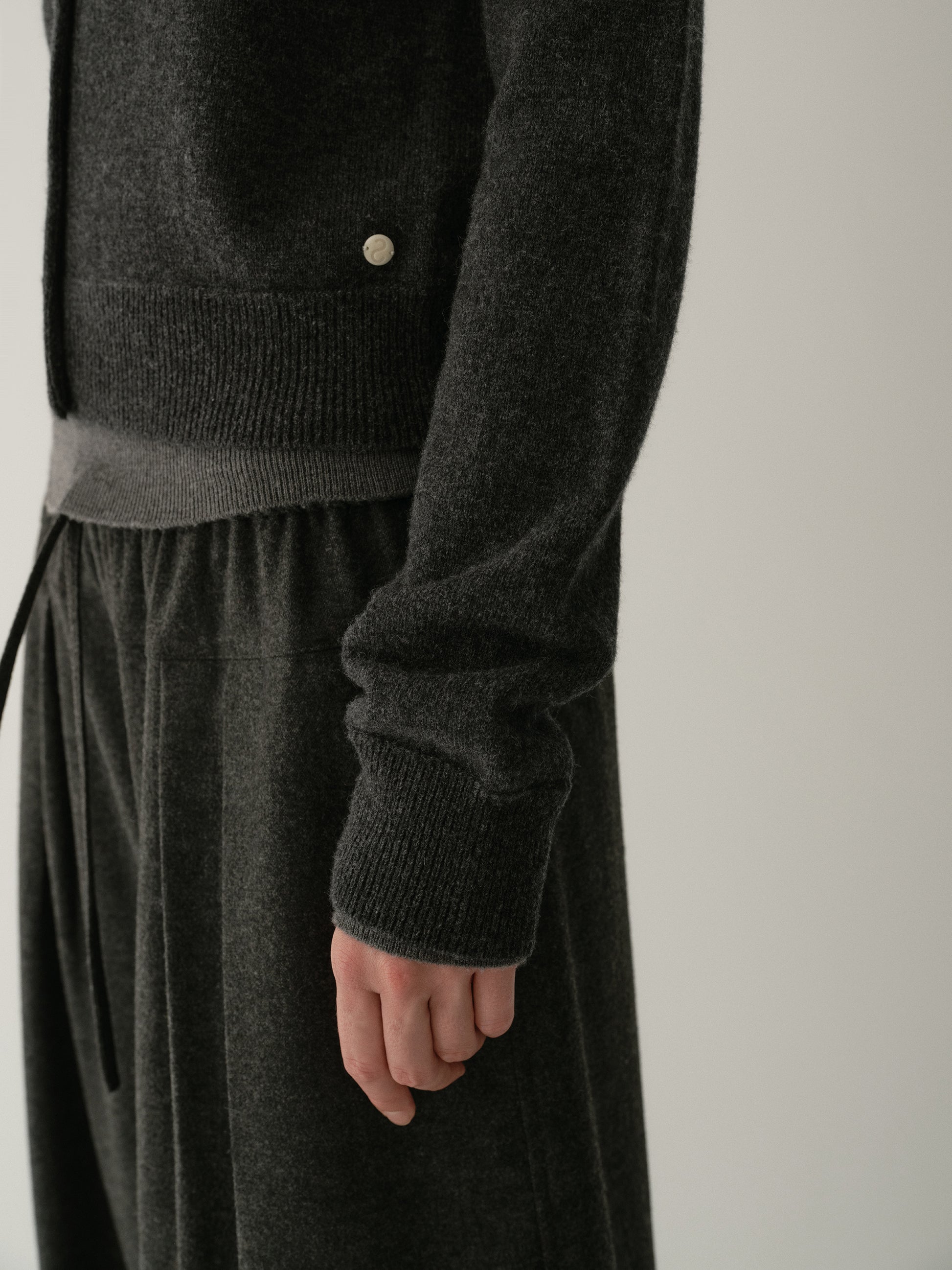 #color_dark gray