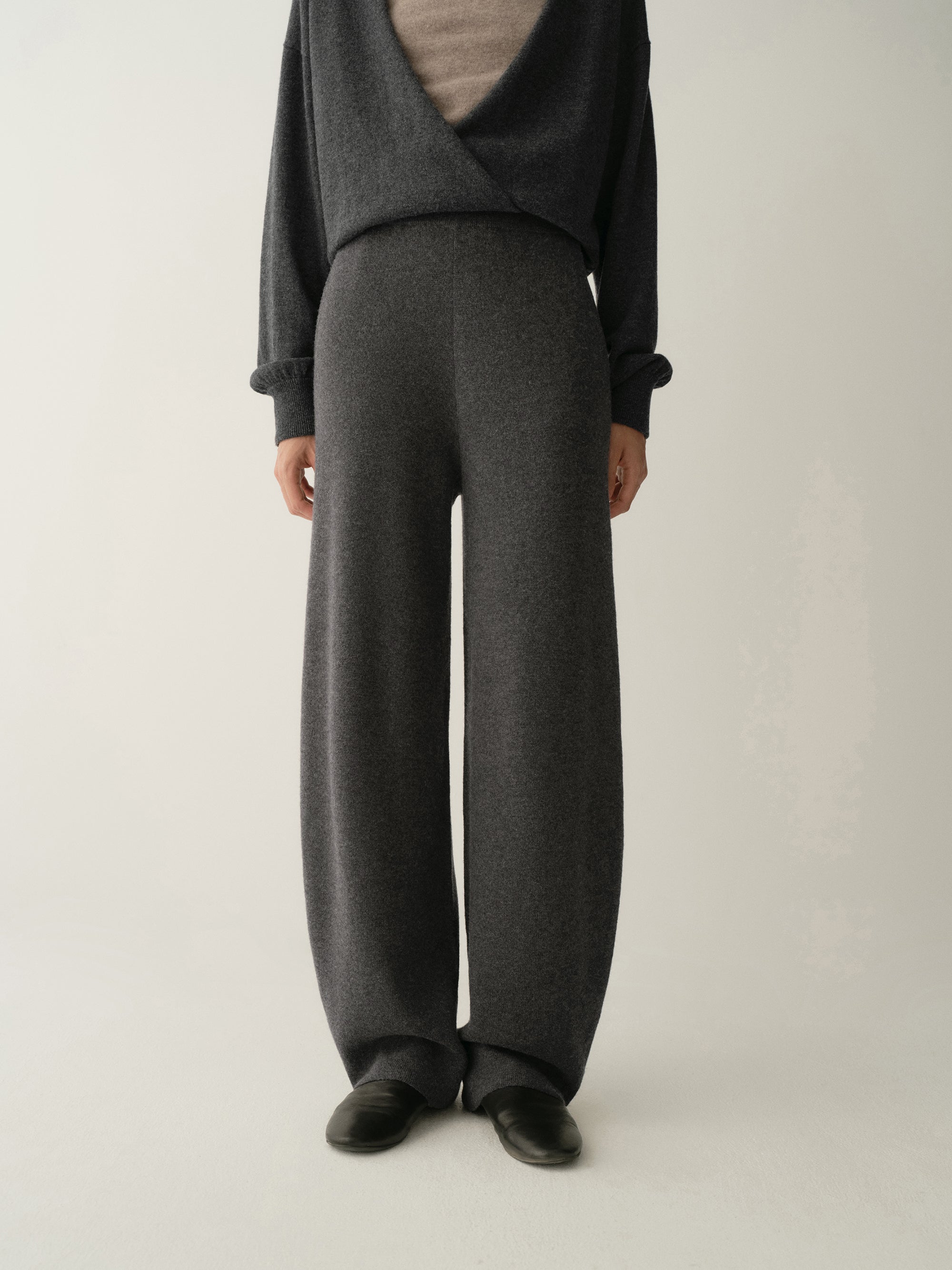 #color_dark gray