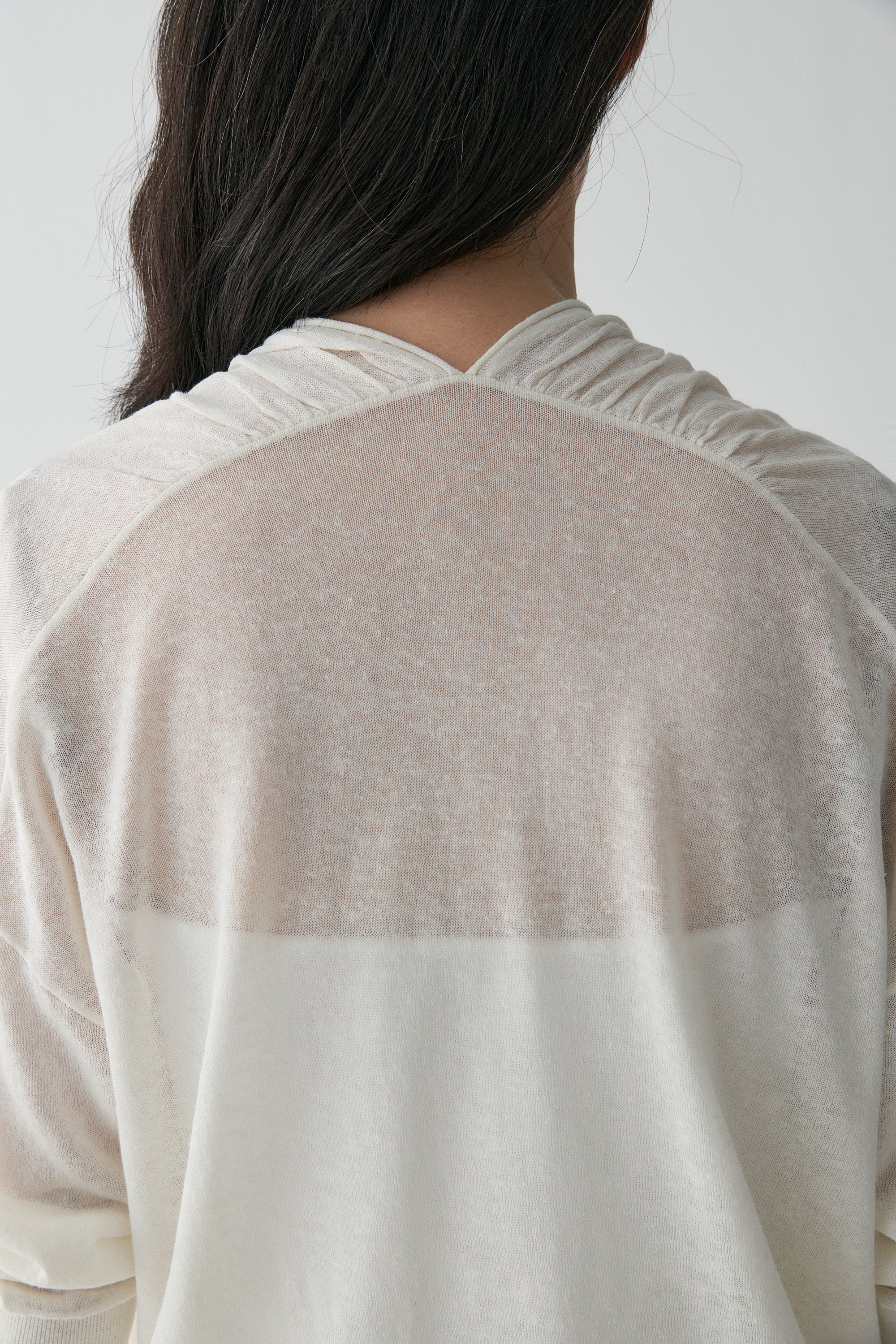 #color_off white