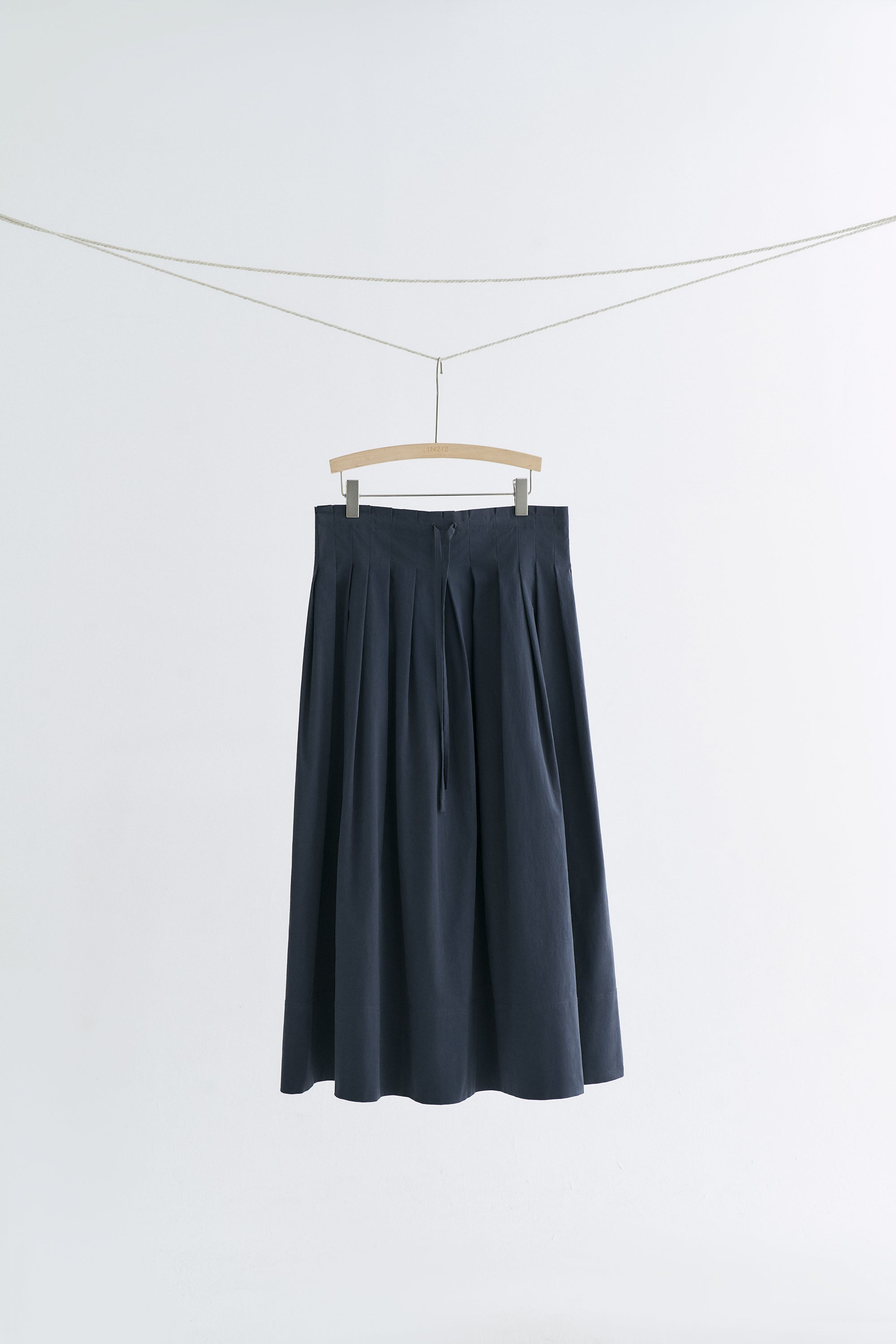 #color_mid gray
