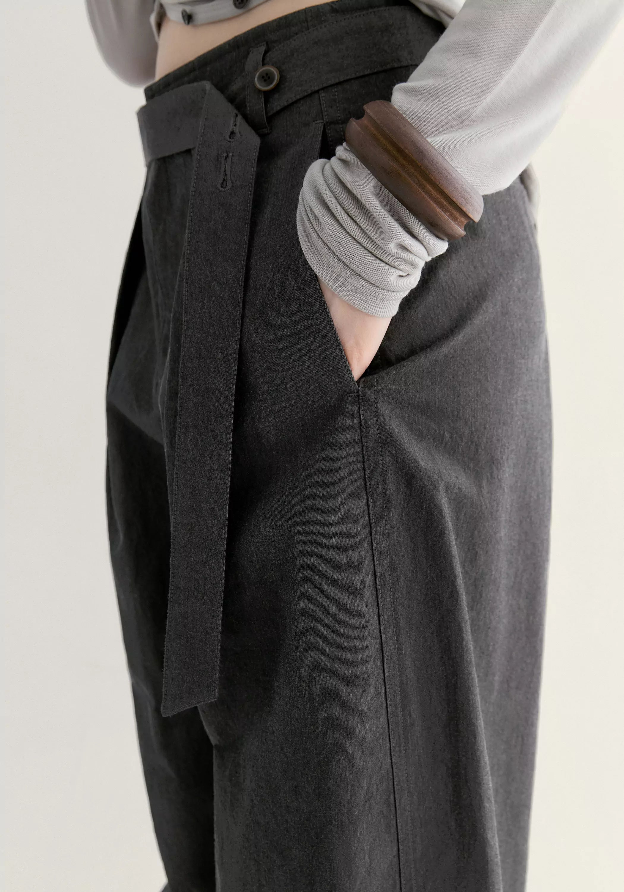 #color_dark gray