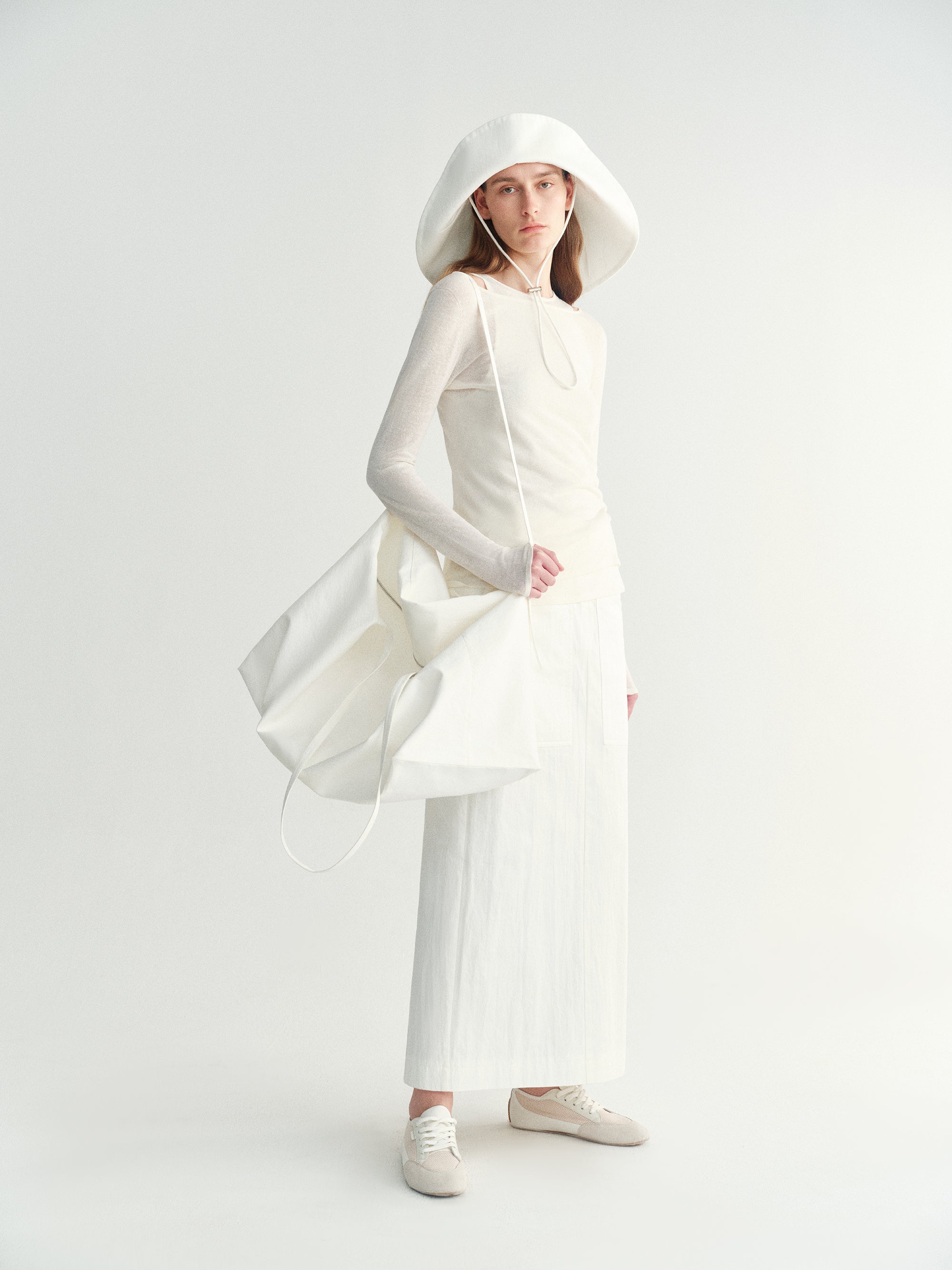 #color_off white