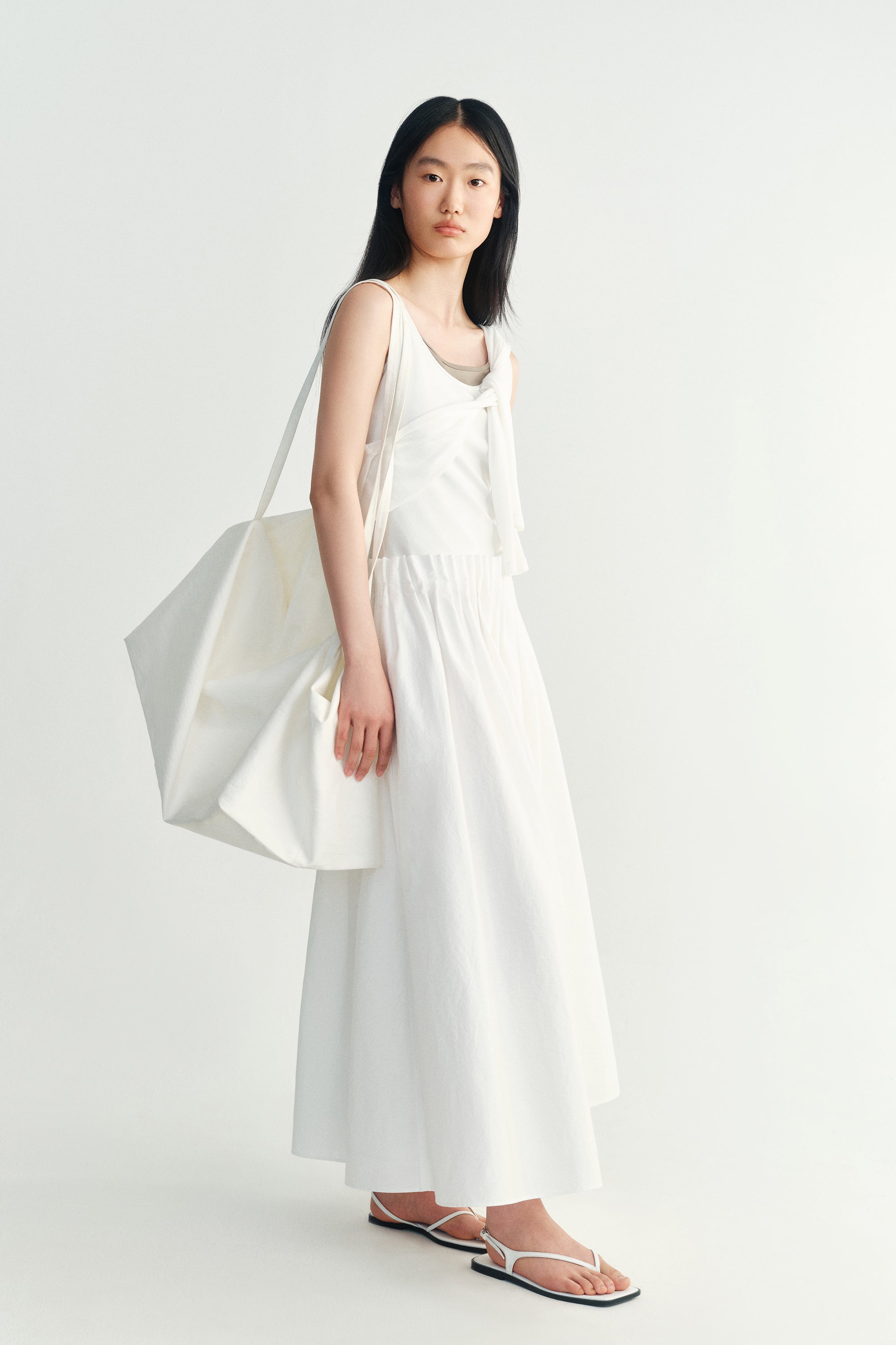 #color_off white