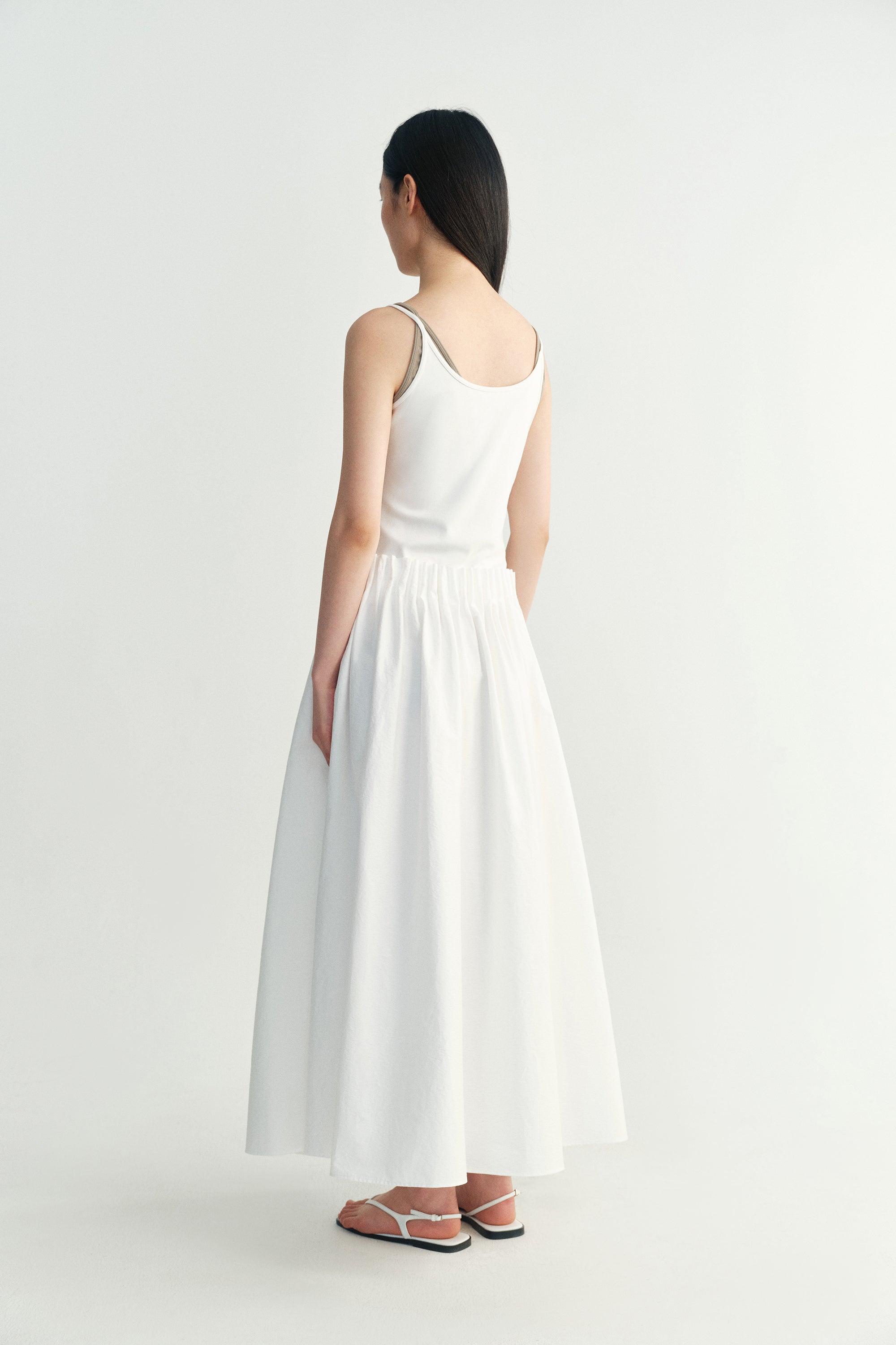 #color_off white