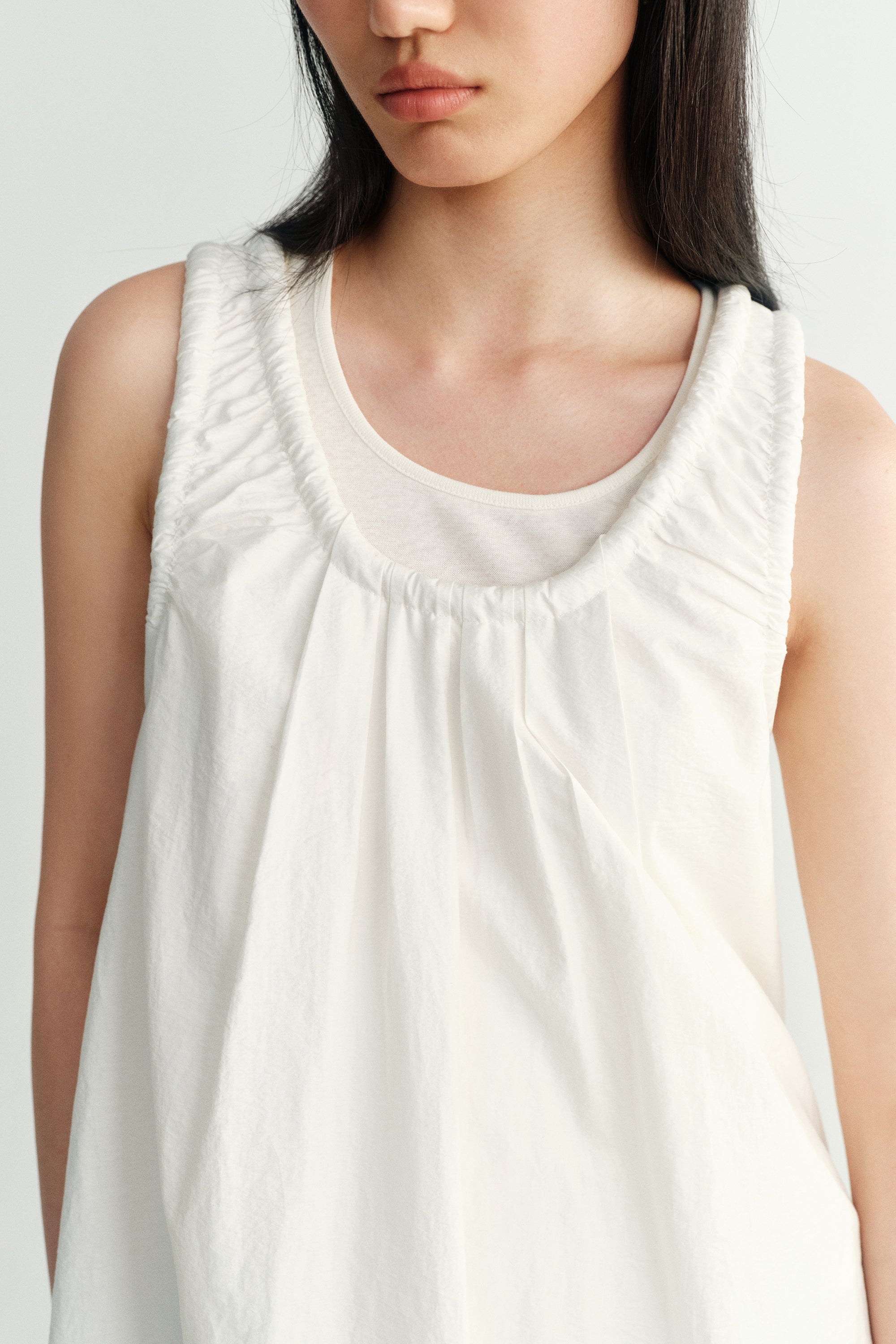 #color_off white