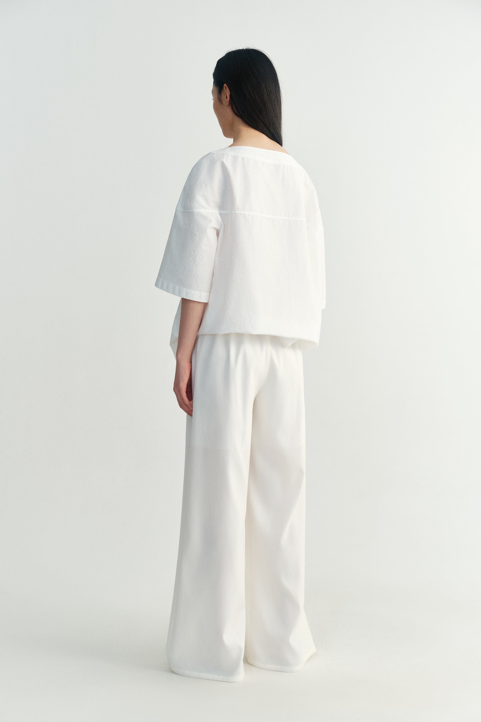 #color_off white