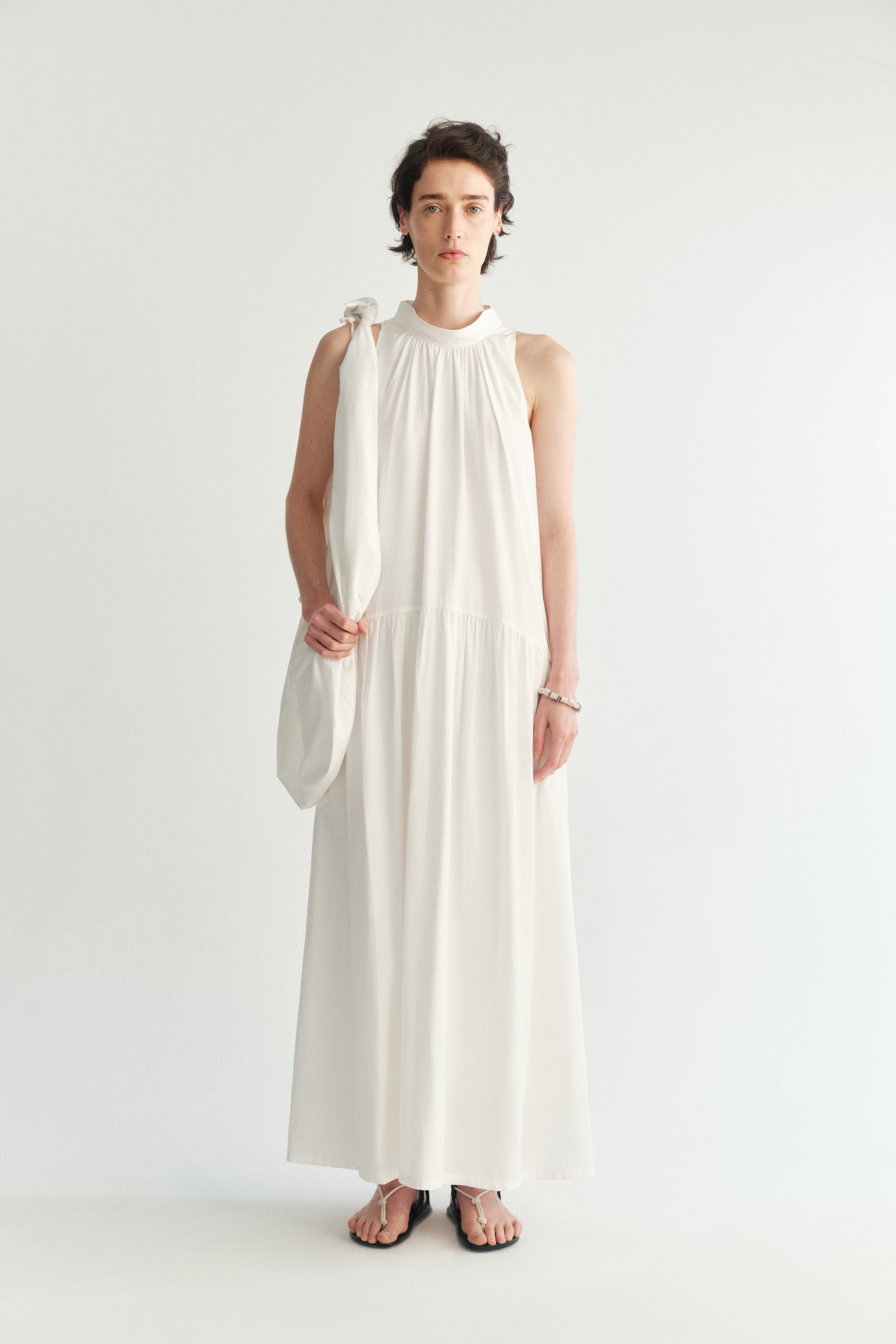 #color_off white