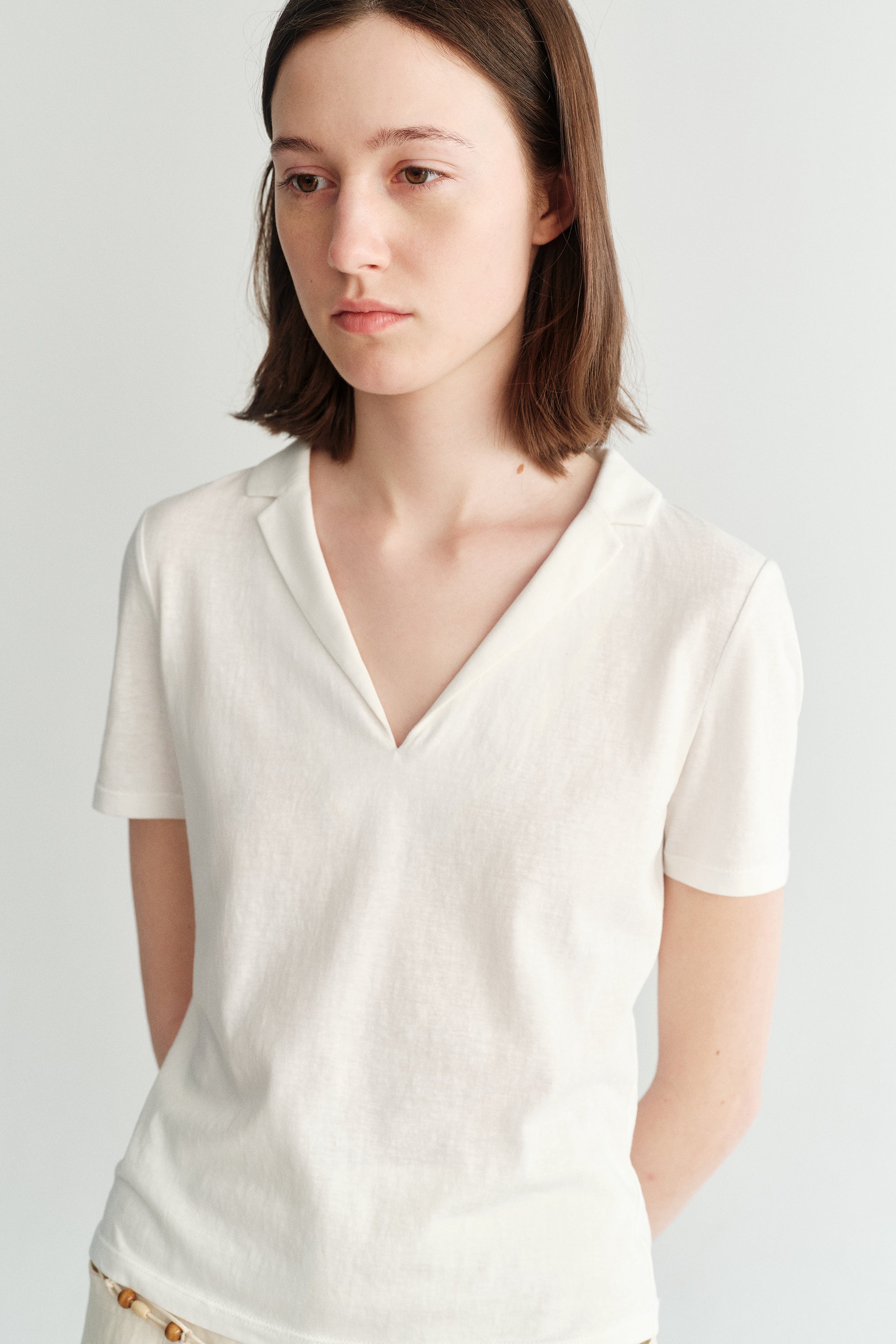 #color_off white