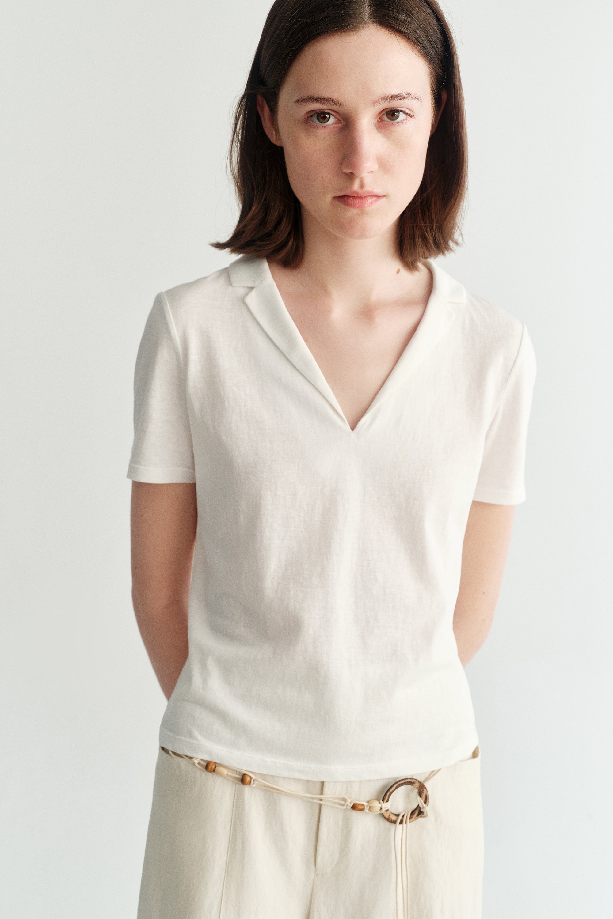 #color_off white