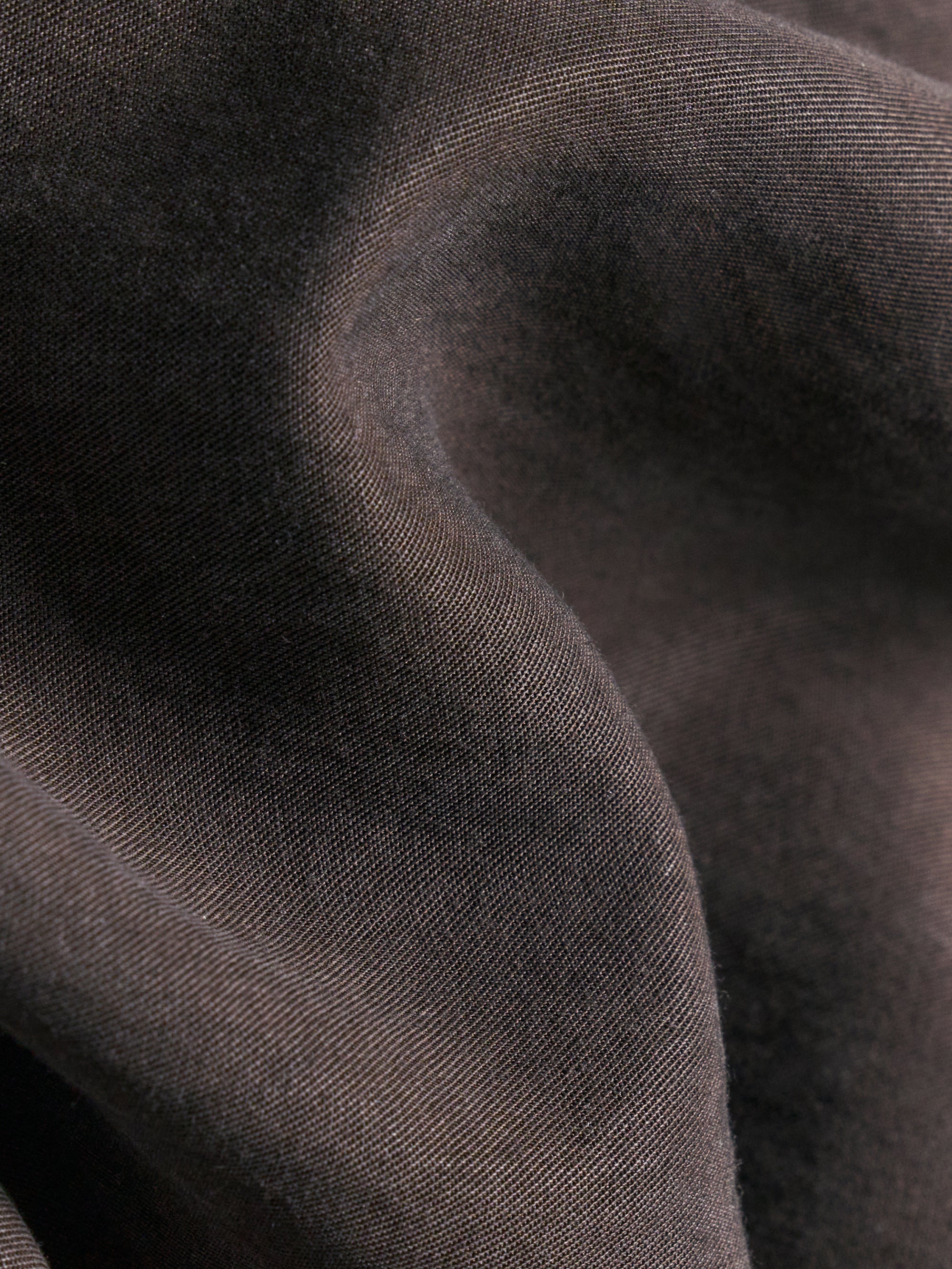 #color_raw umber