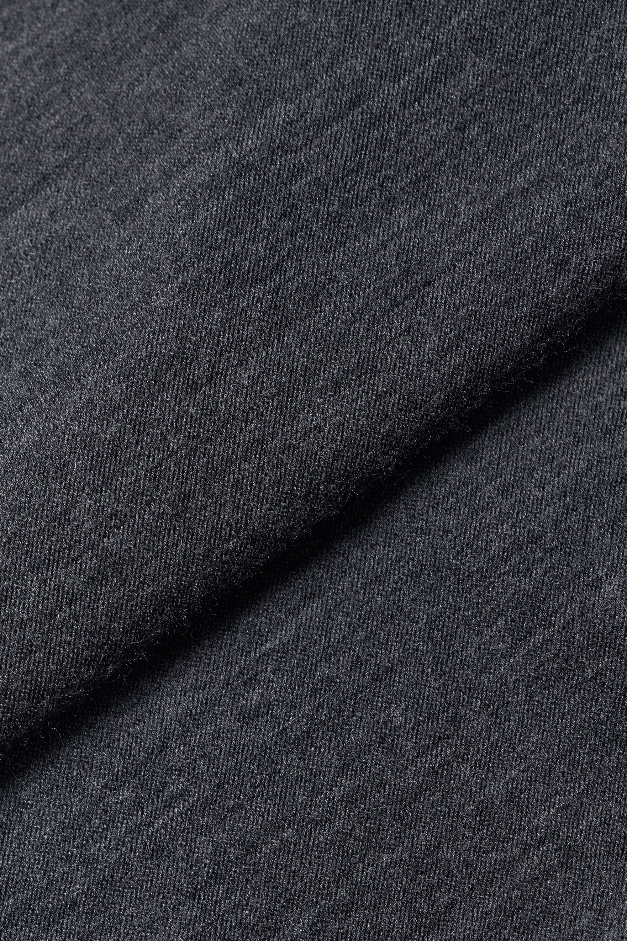 #color_black ash