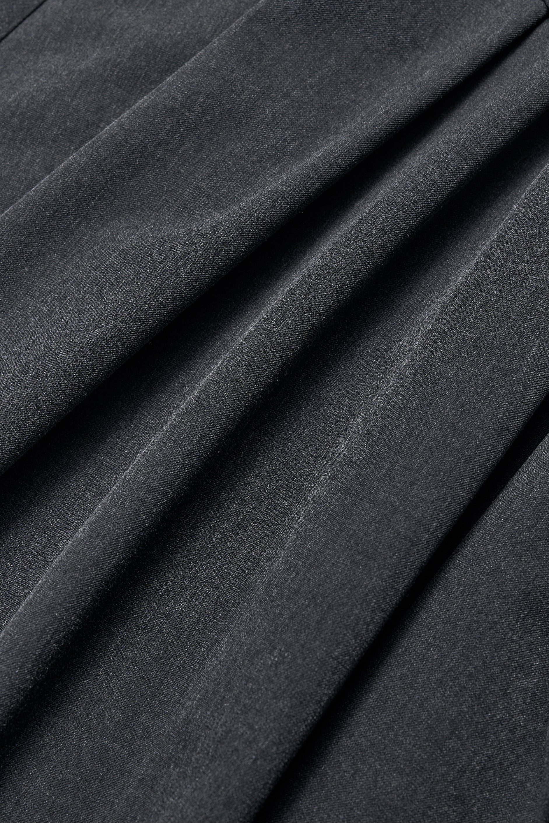 #color_black ash