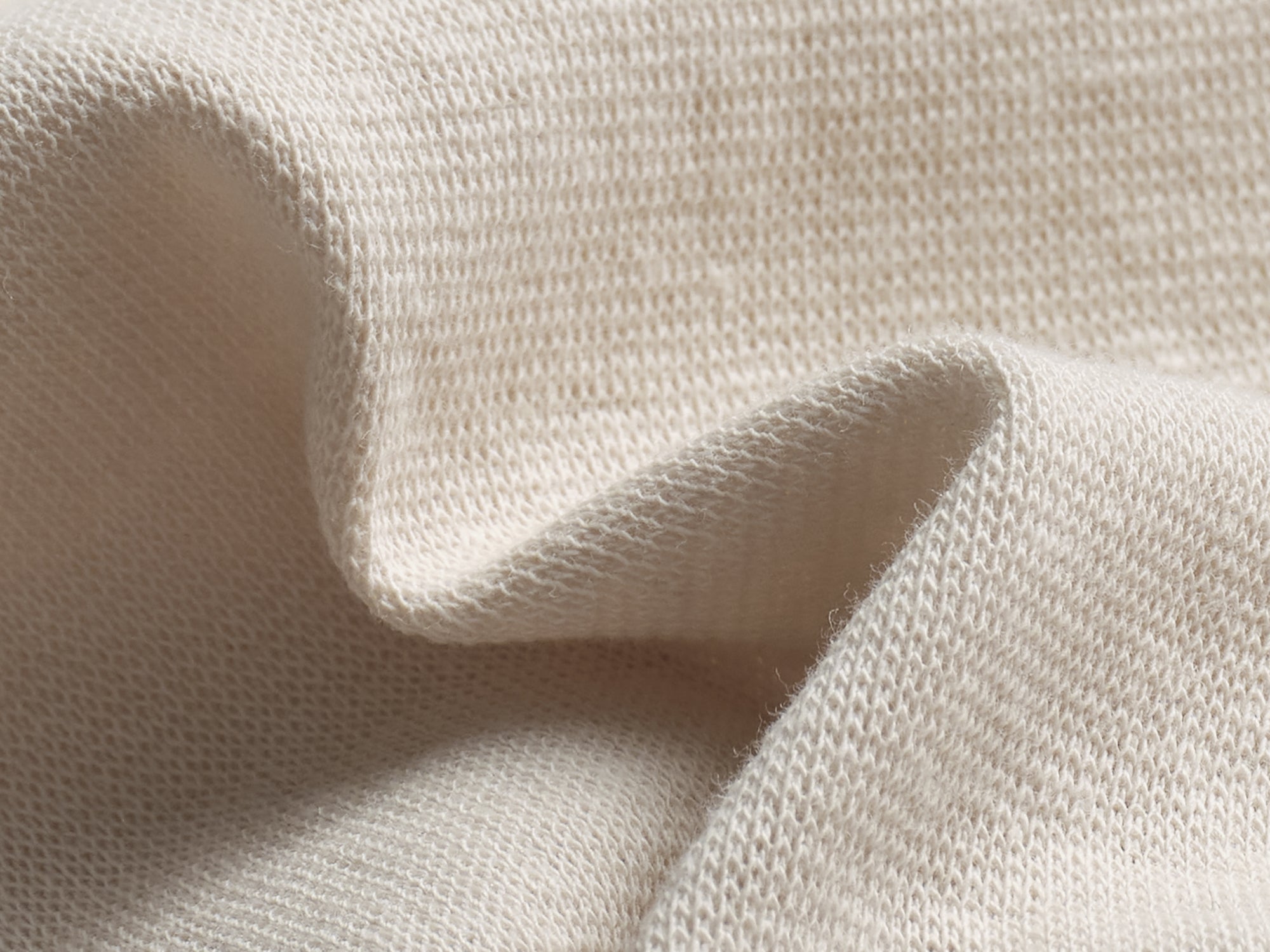#color_cream white