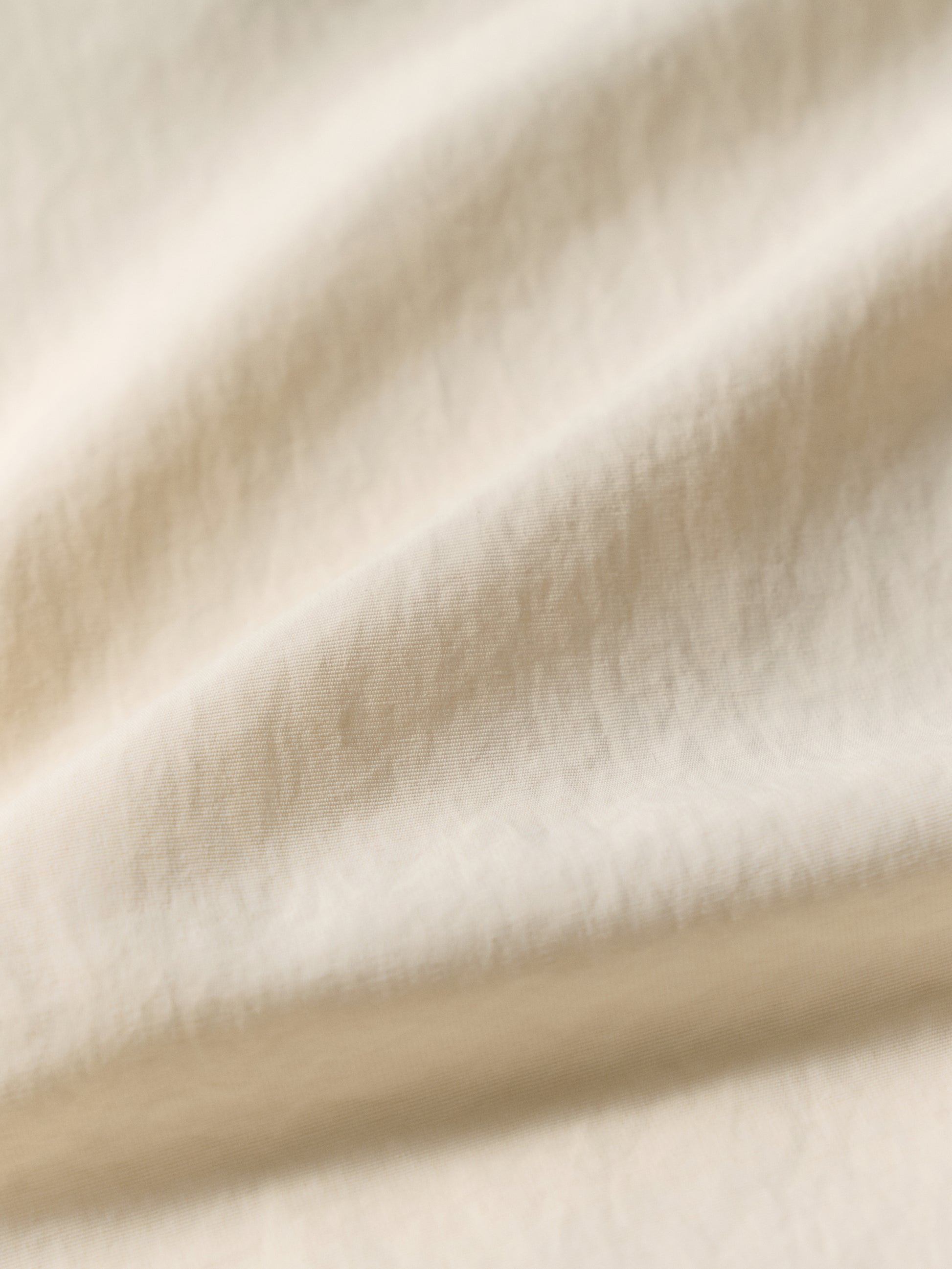 #color_cream white