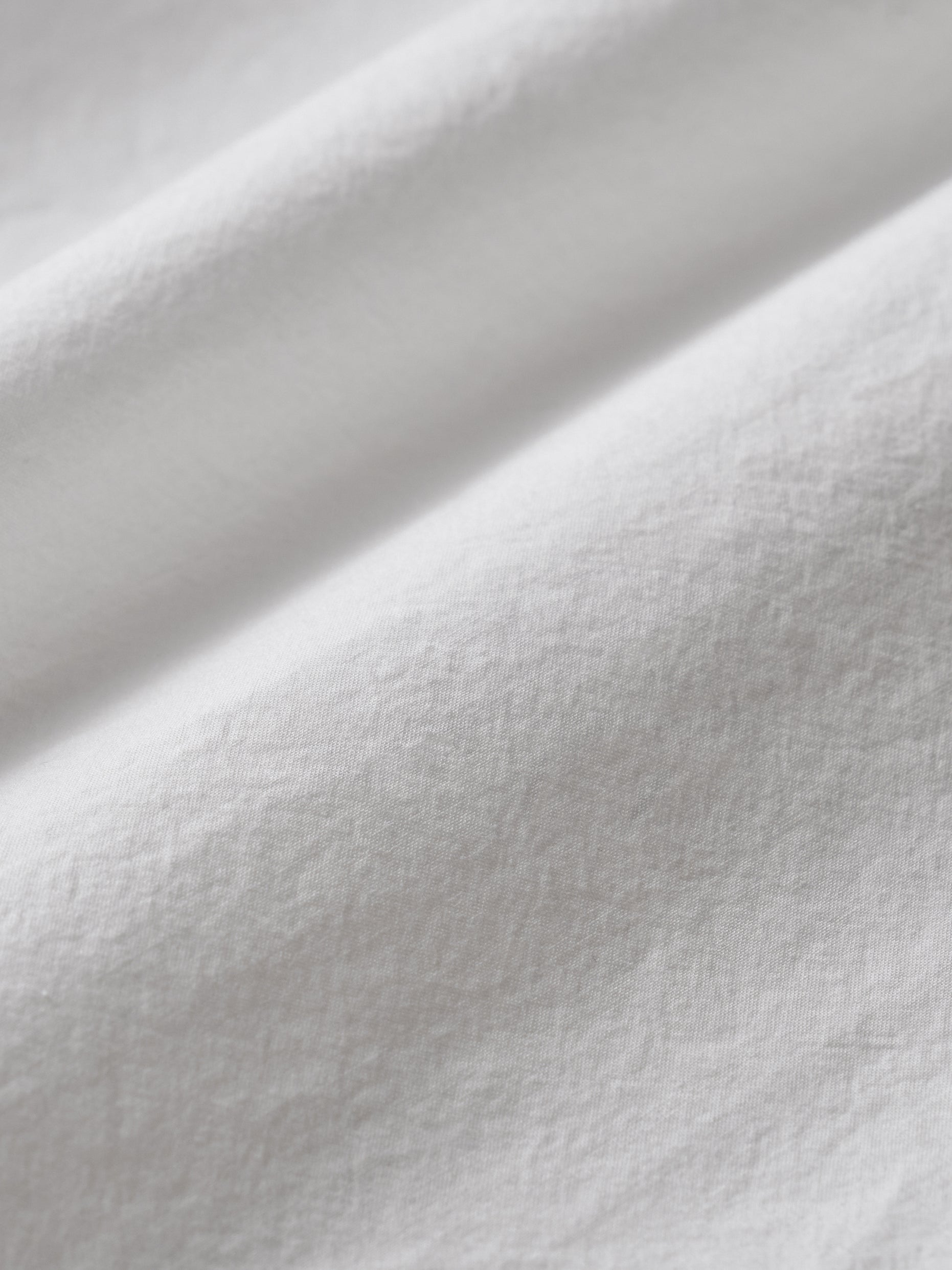 #color_off white