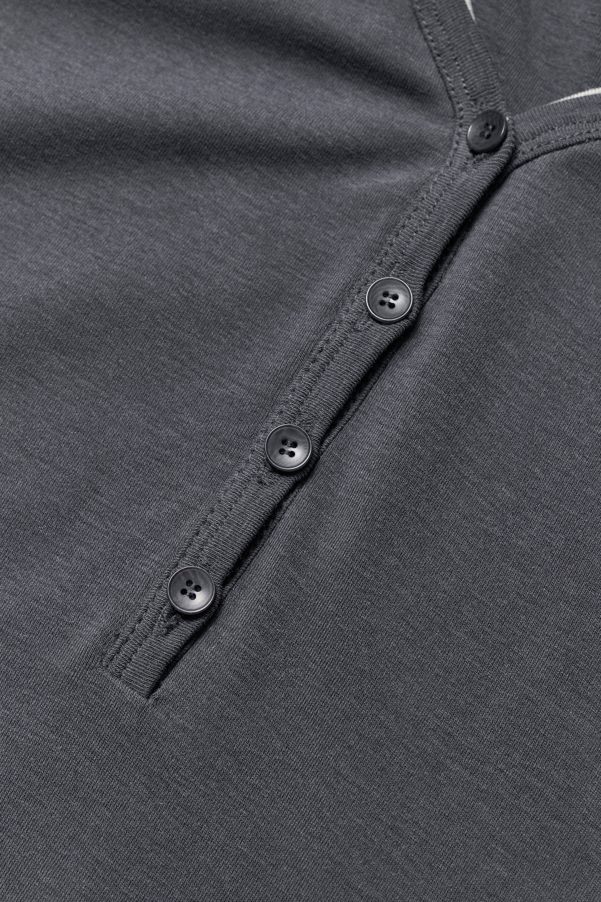 #color_dark gray