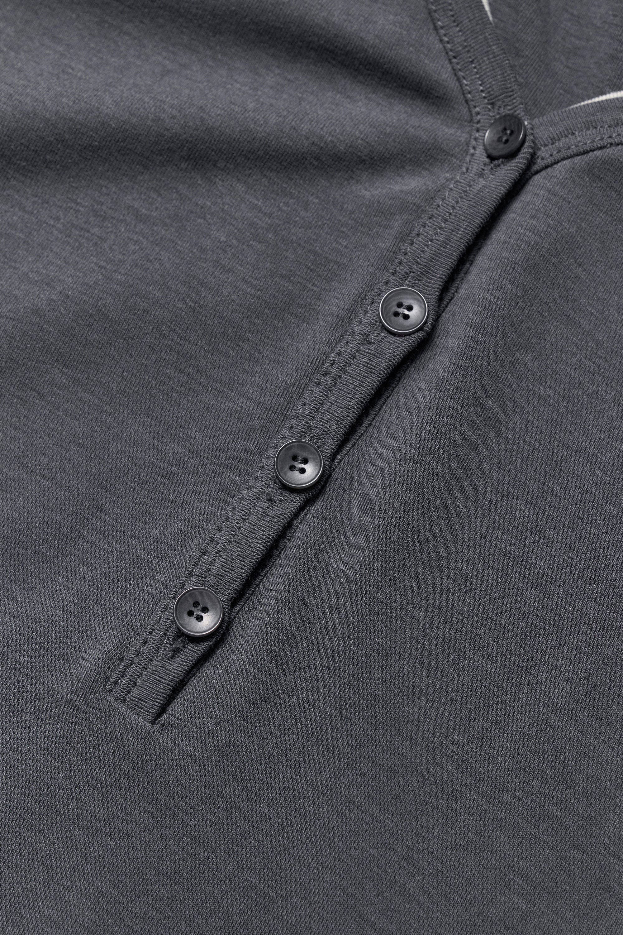#color_dark gray