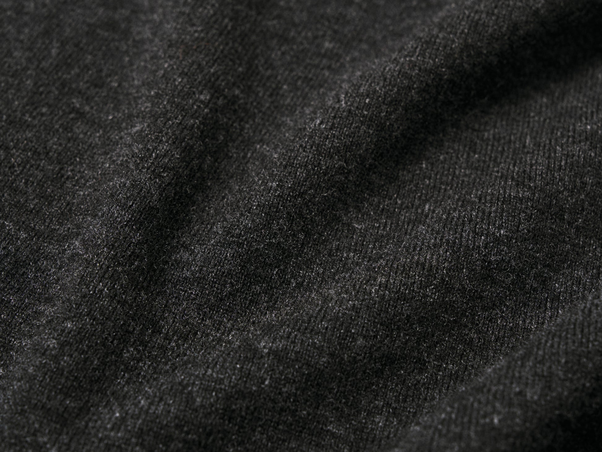 #color_black ash