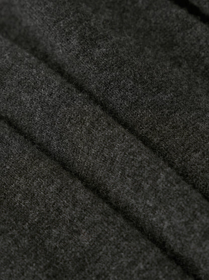 #color_black ash