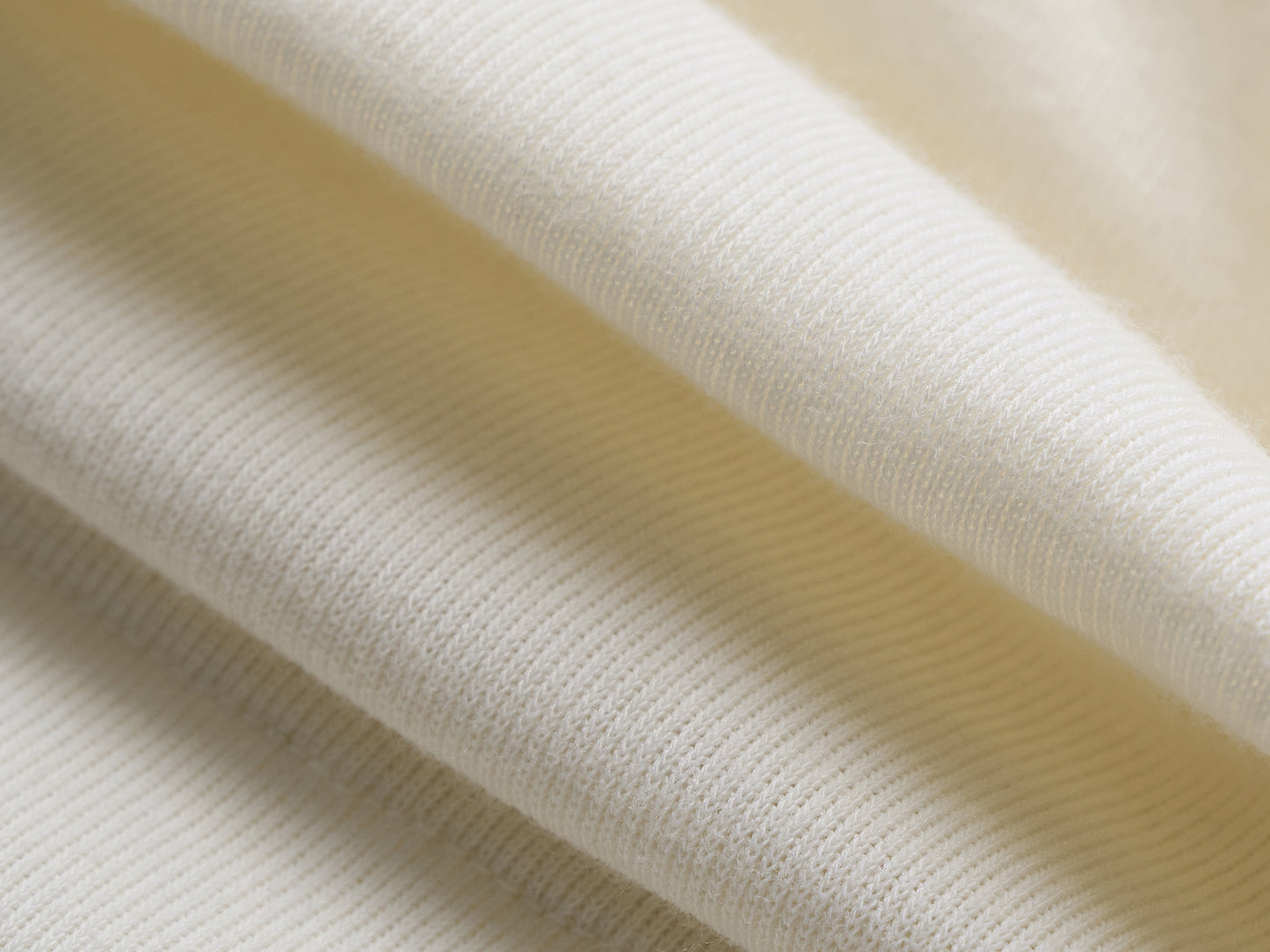 #color_cream white